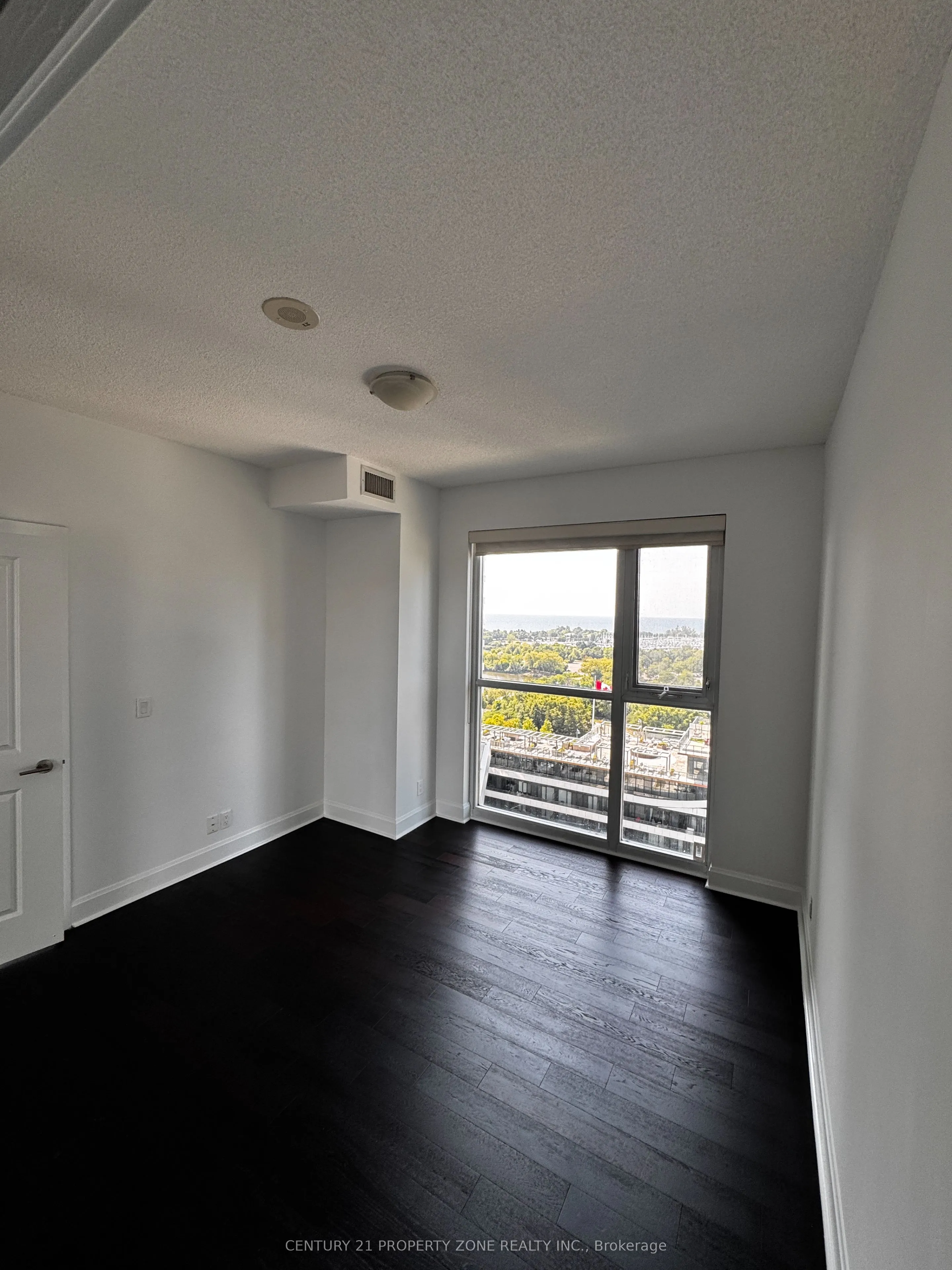 33 Shore Breeze Drive, #1310