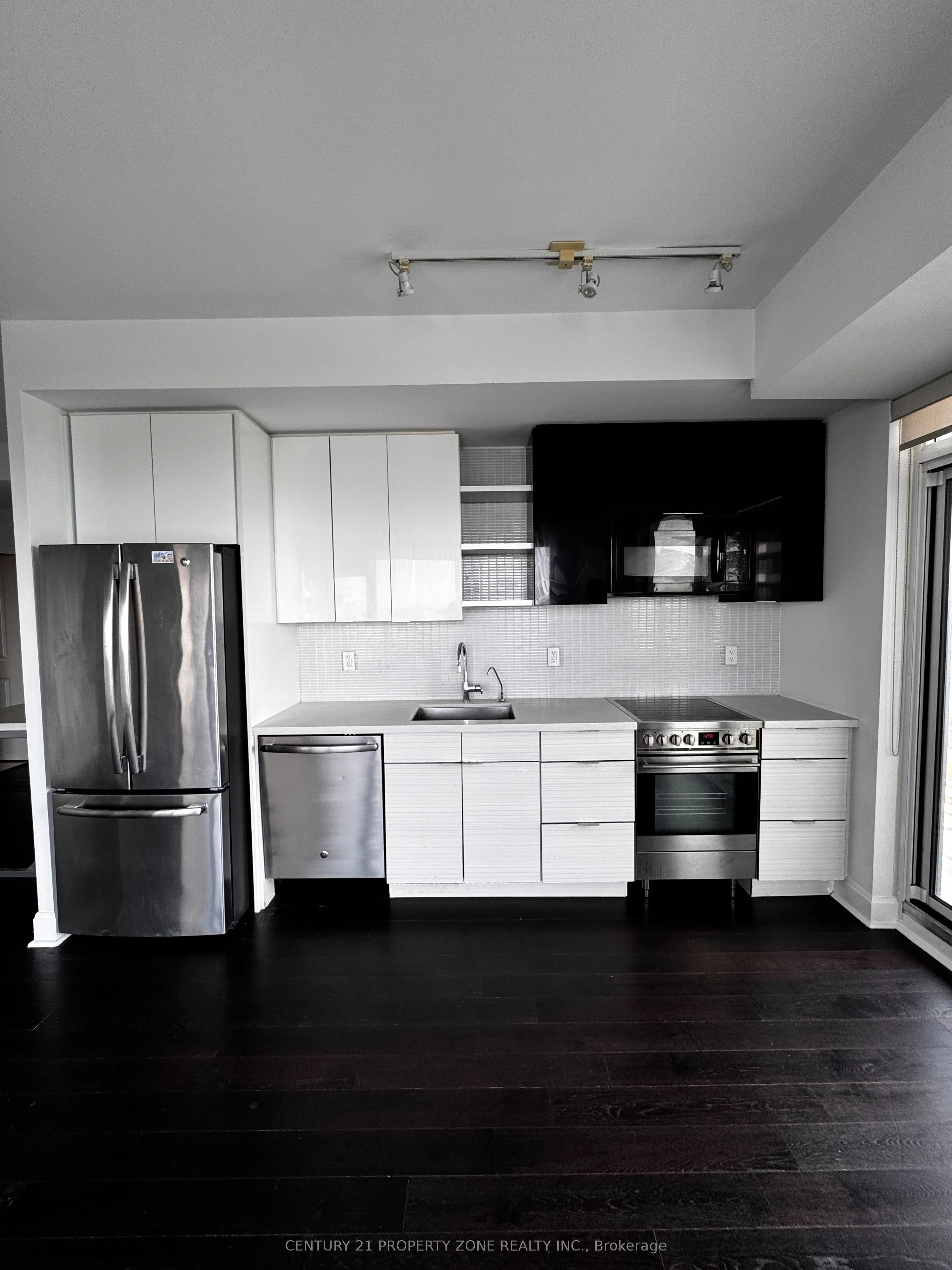 33 Shore Breeze Drive, #1310