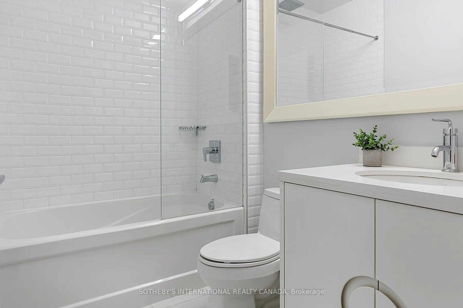 88 Park Lawn Road, #608