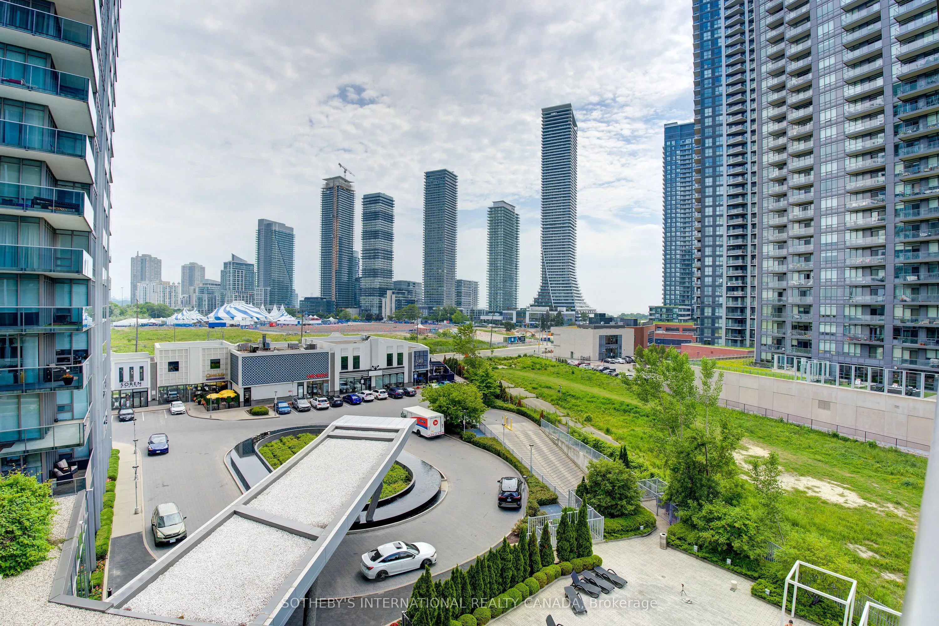 88 Park Lawn Road, #608