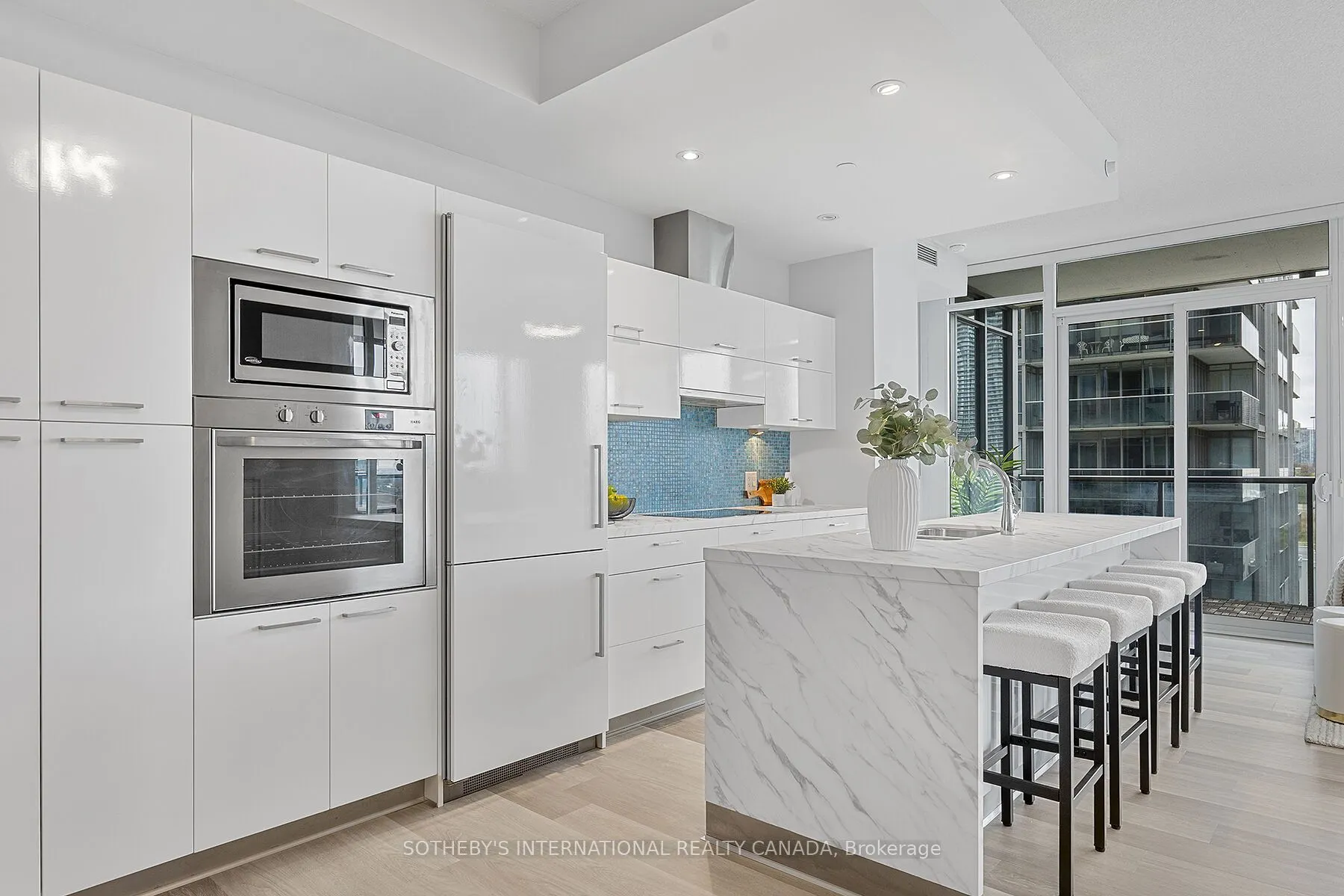 88 Park Lawn Road, #608