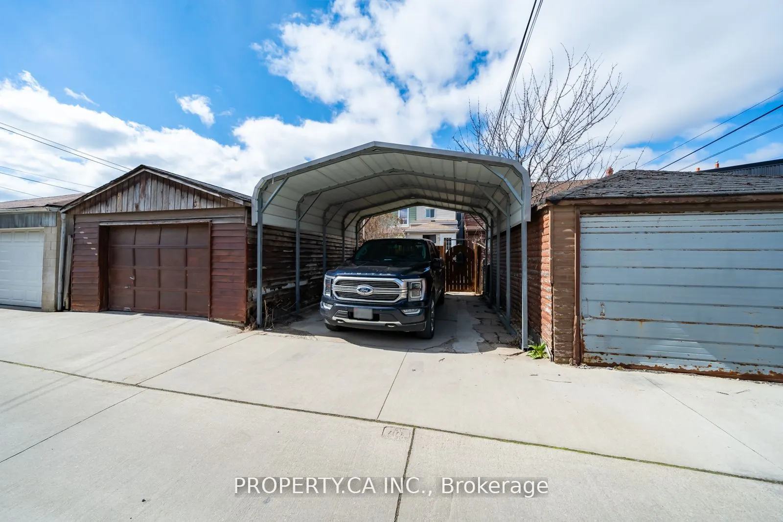 557 Perth Avenue, #Lower