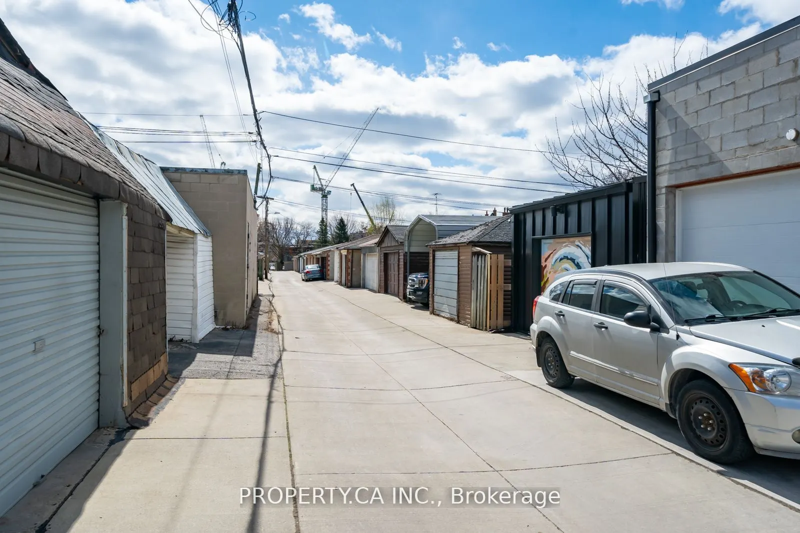 557 Perth Avenue, #Lower