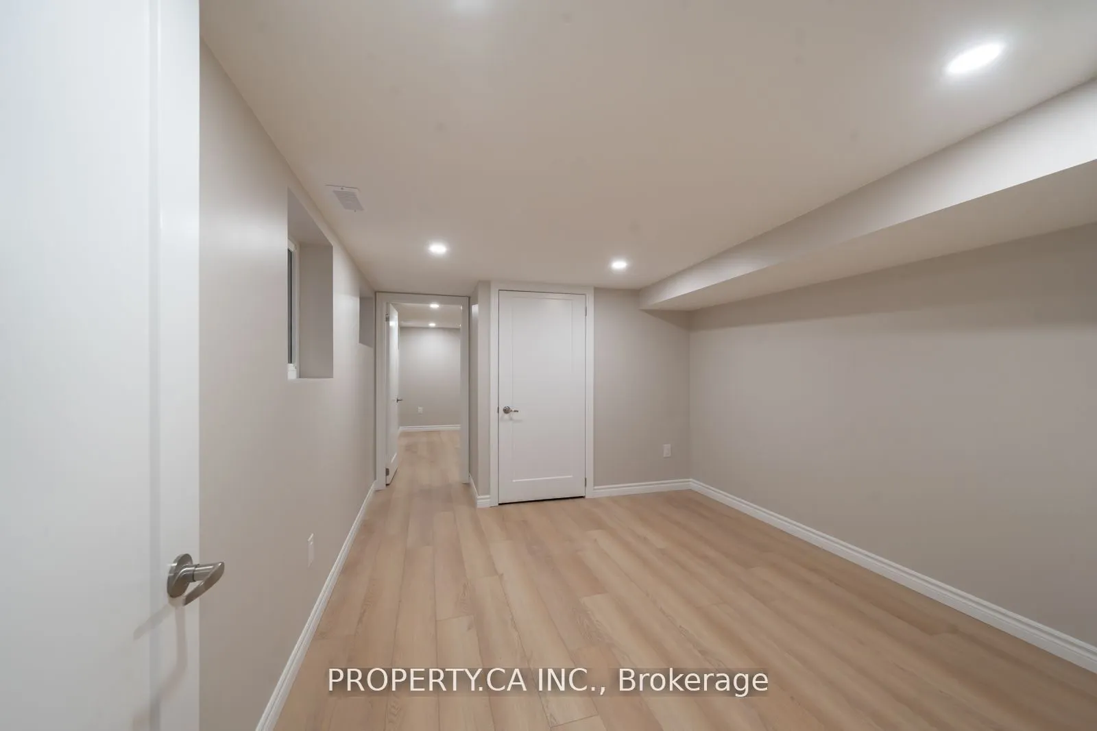 557 Perth Avenue, #Lower