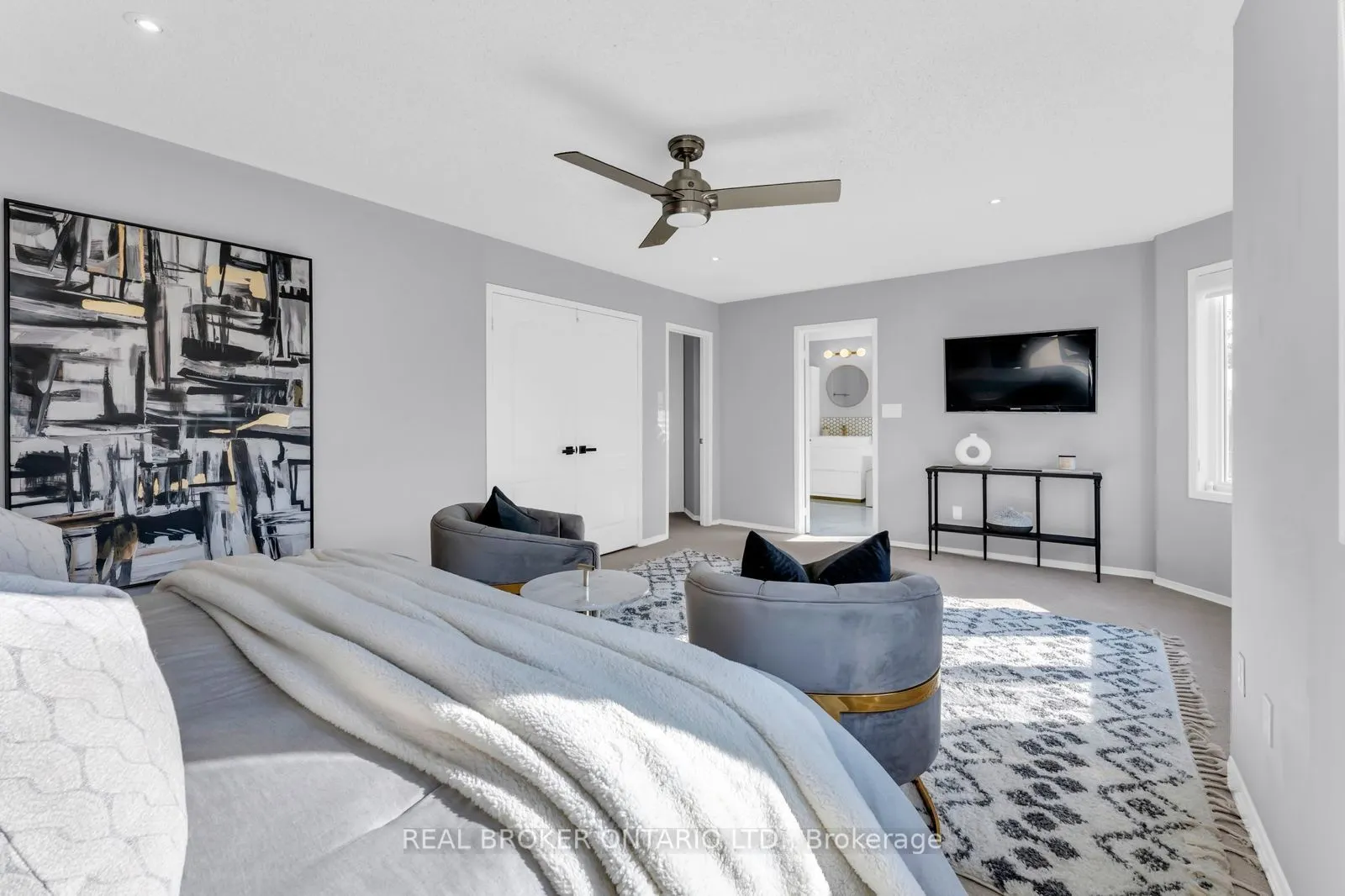 2293 Woodcrest Drive