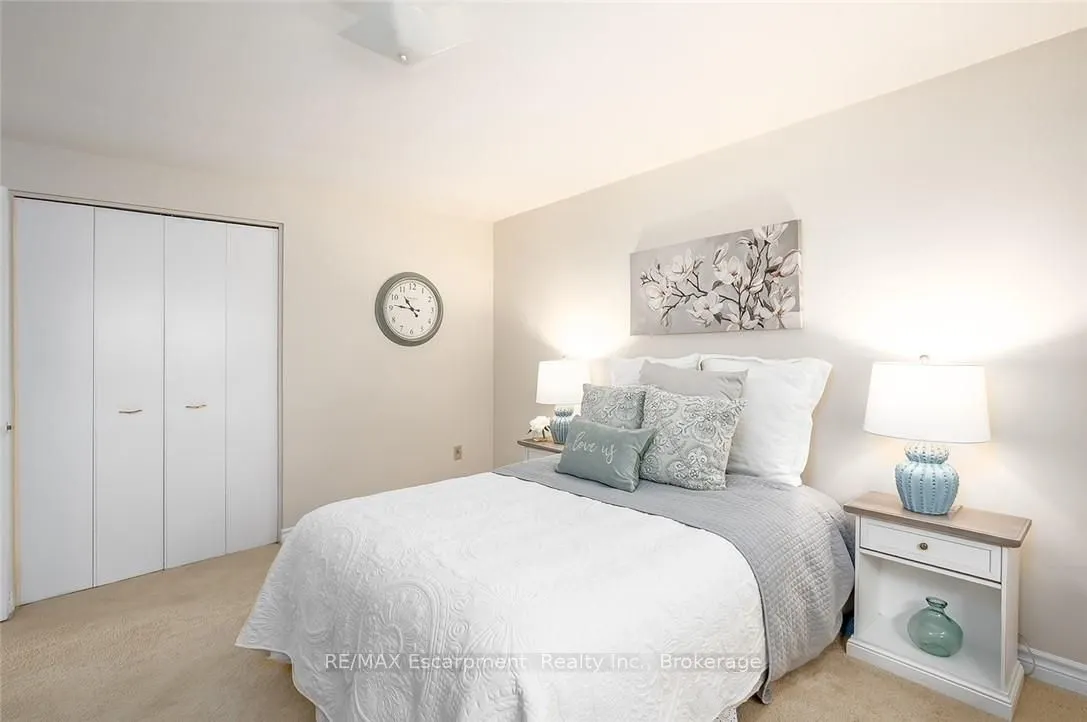 231 BARRYMORE Court