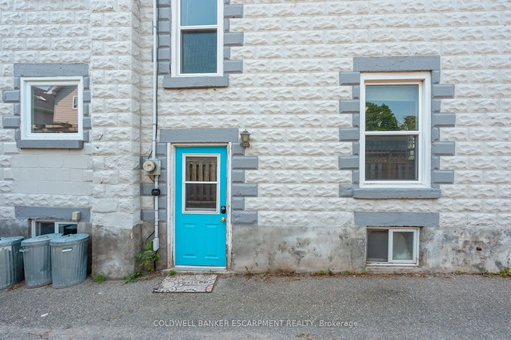 44 Church Street E
