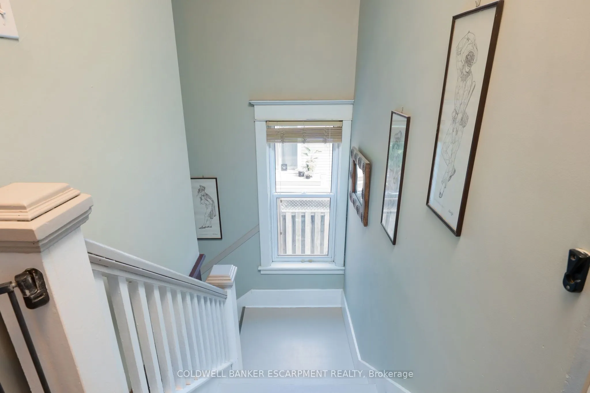 44 Church Street E