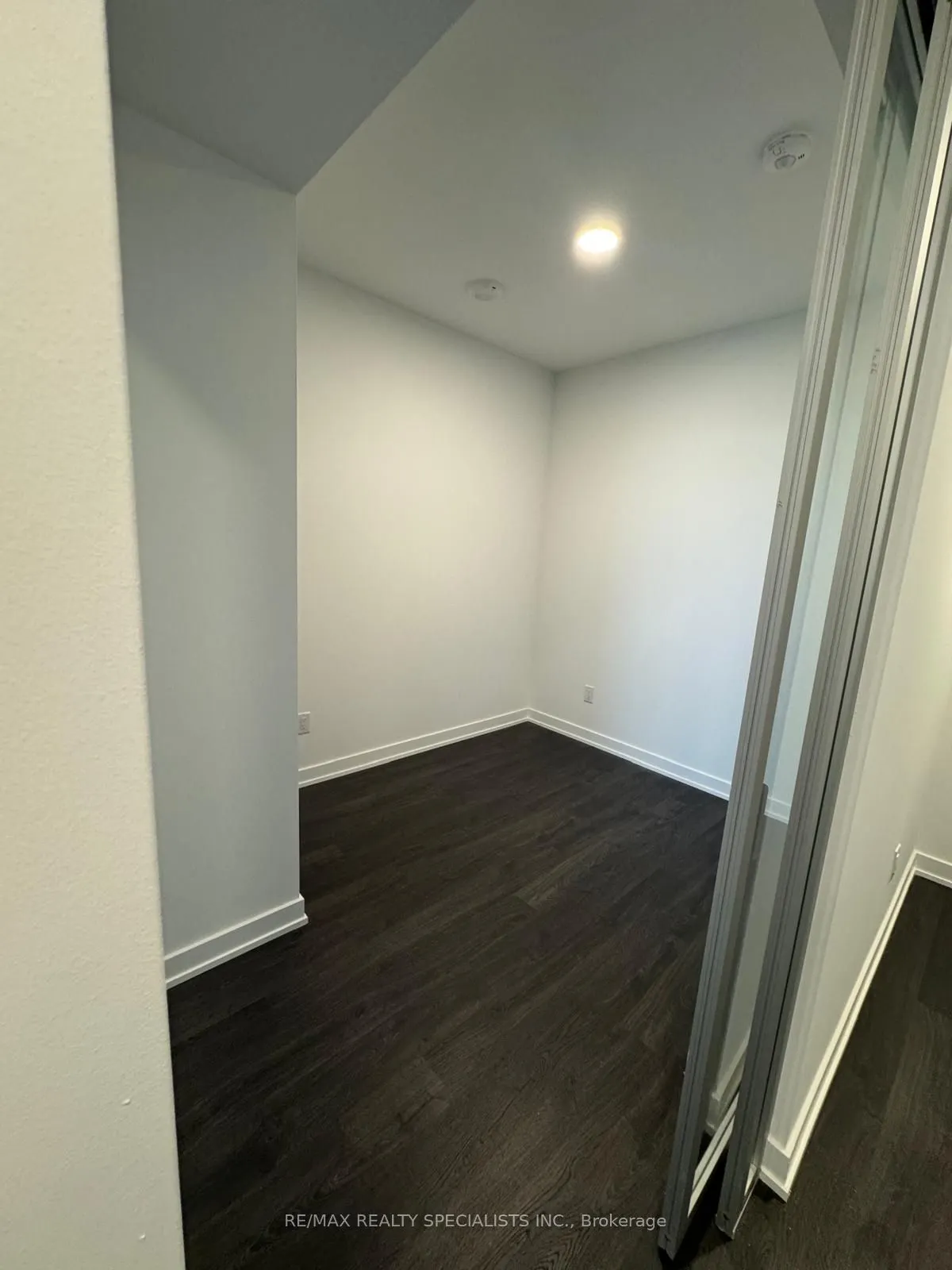 5105 Hurontario Street, #2406