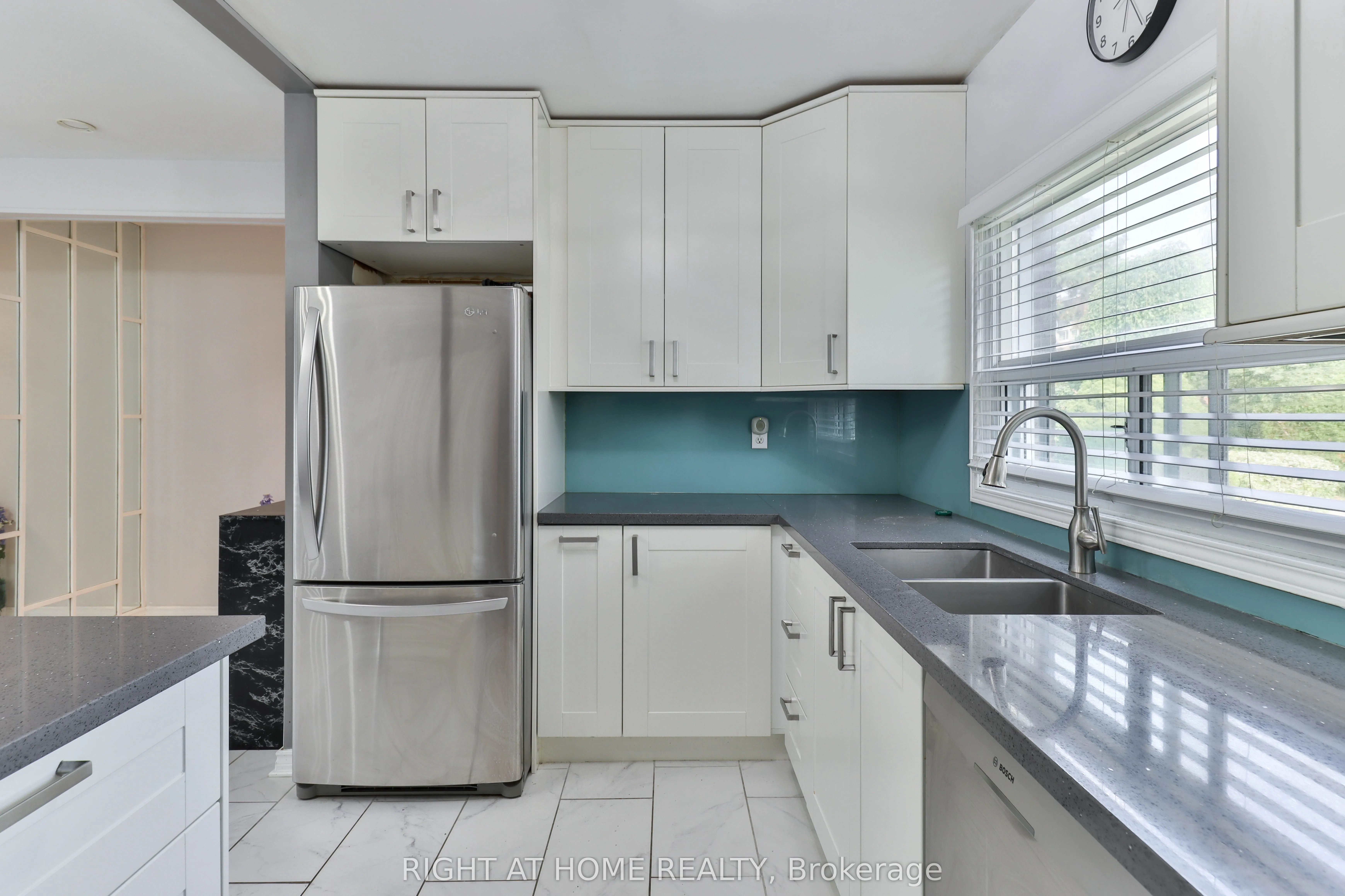 34 Venetian Crescent, #144
