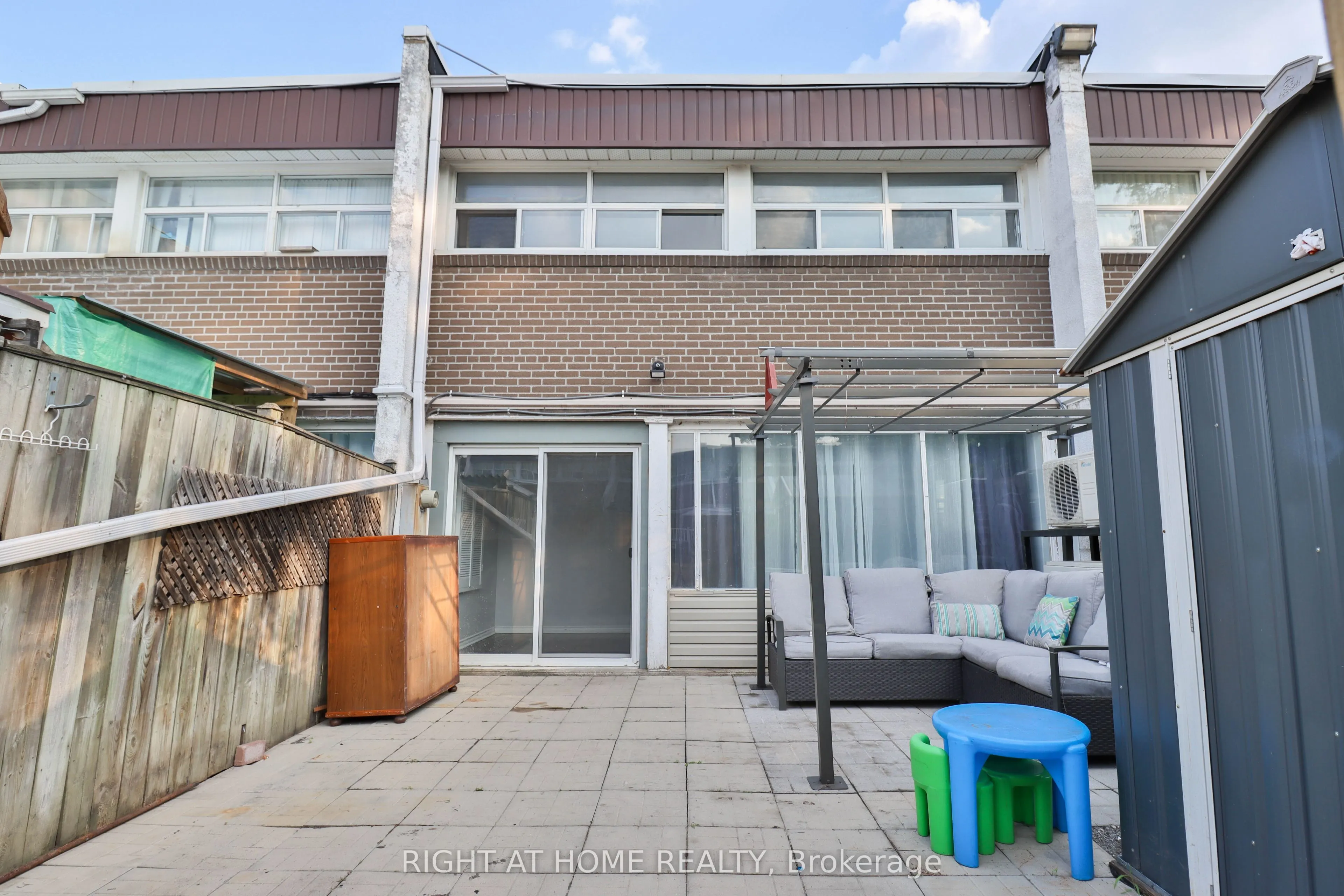 34 Venetian Crescent, #144