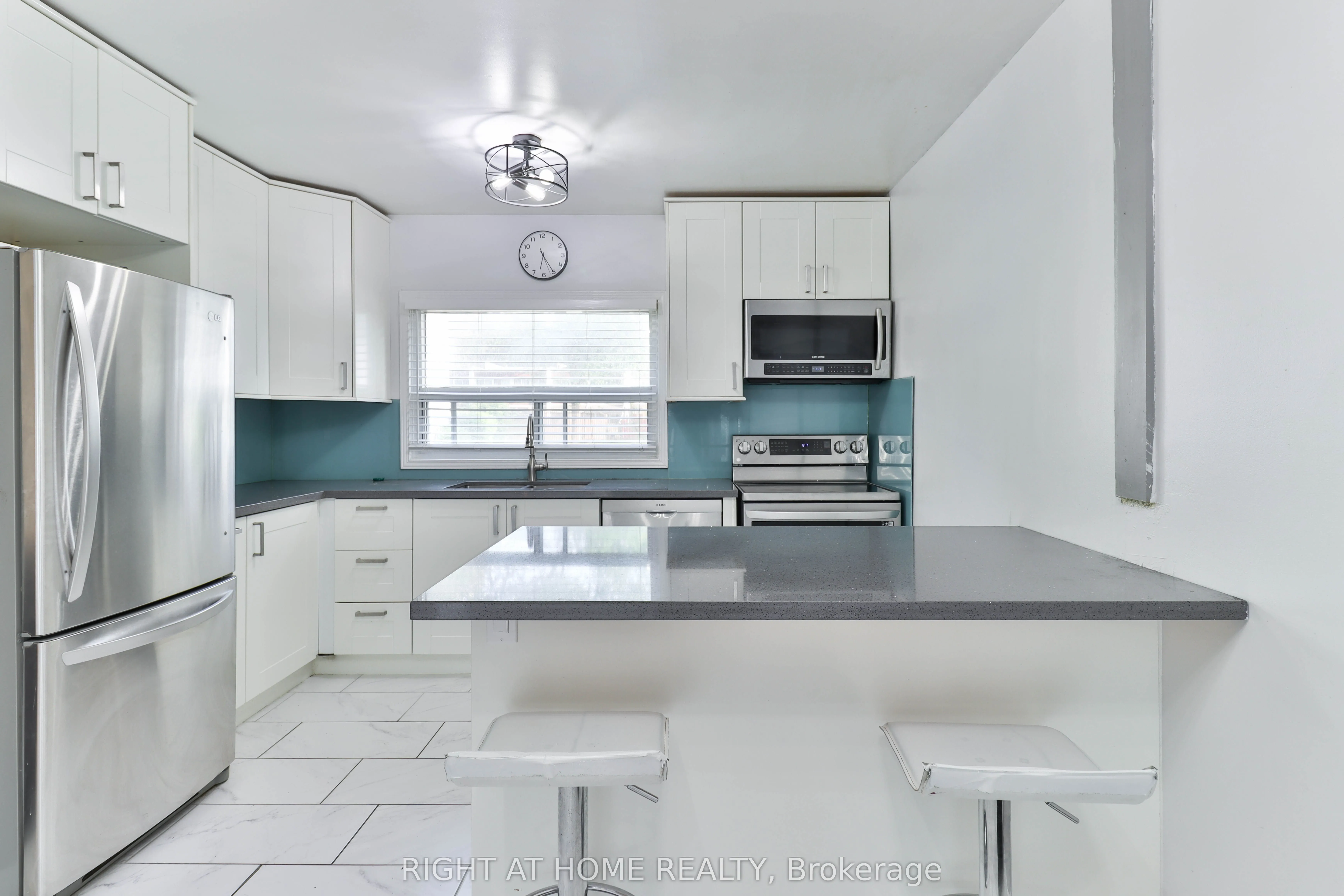 34 Venetian Crescent, #144