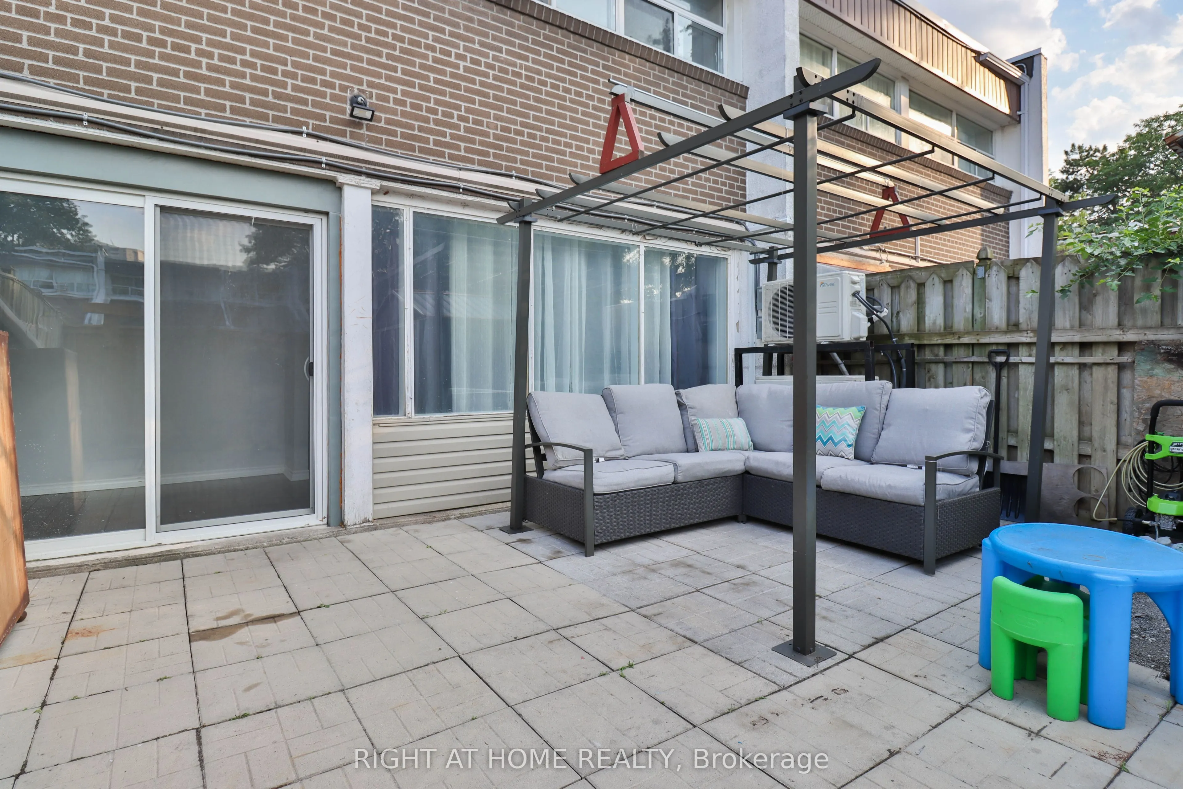 34 Venetian Crescent, #144
