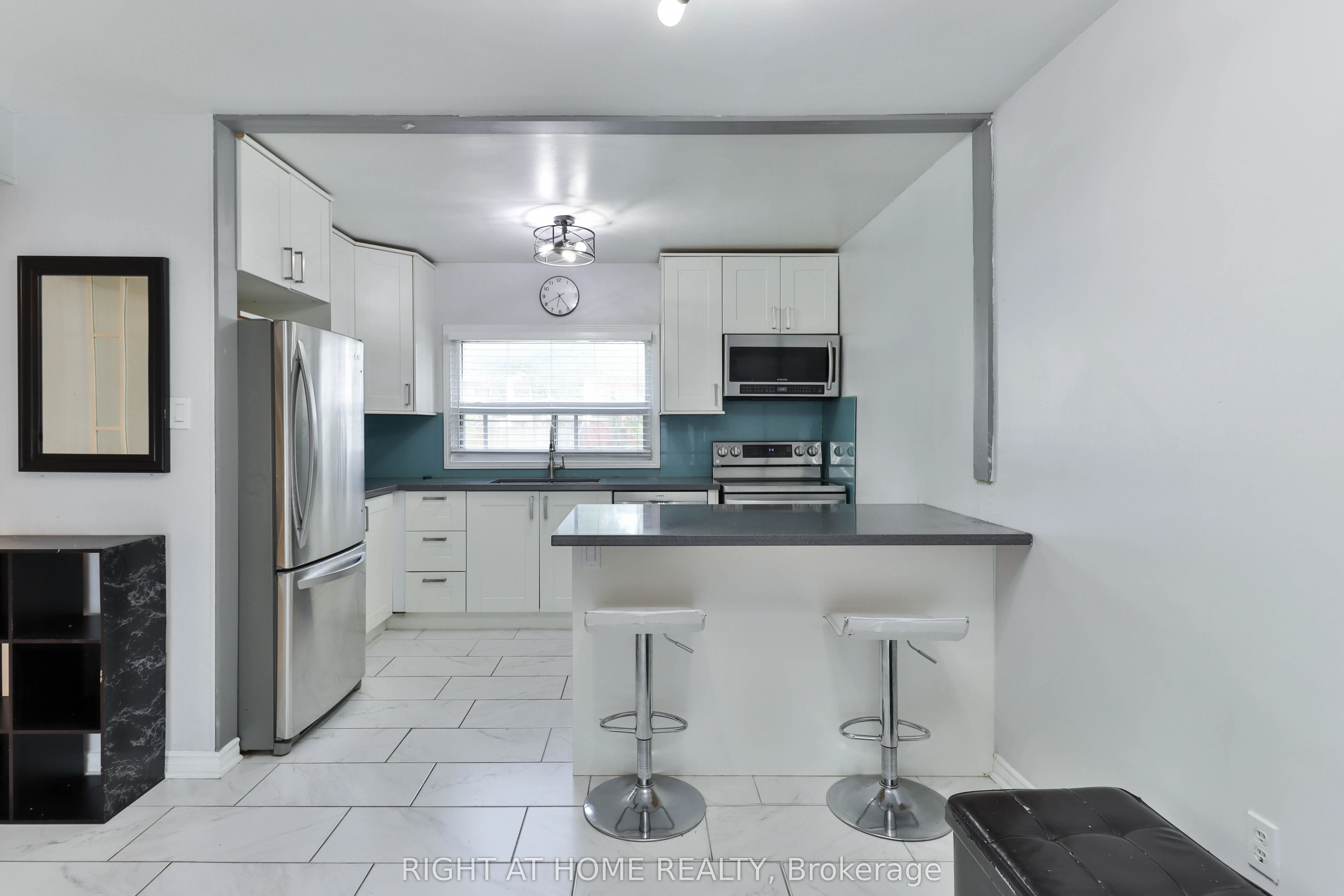 34 Venetian Crescent, #144