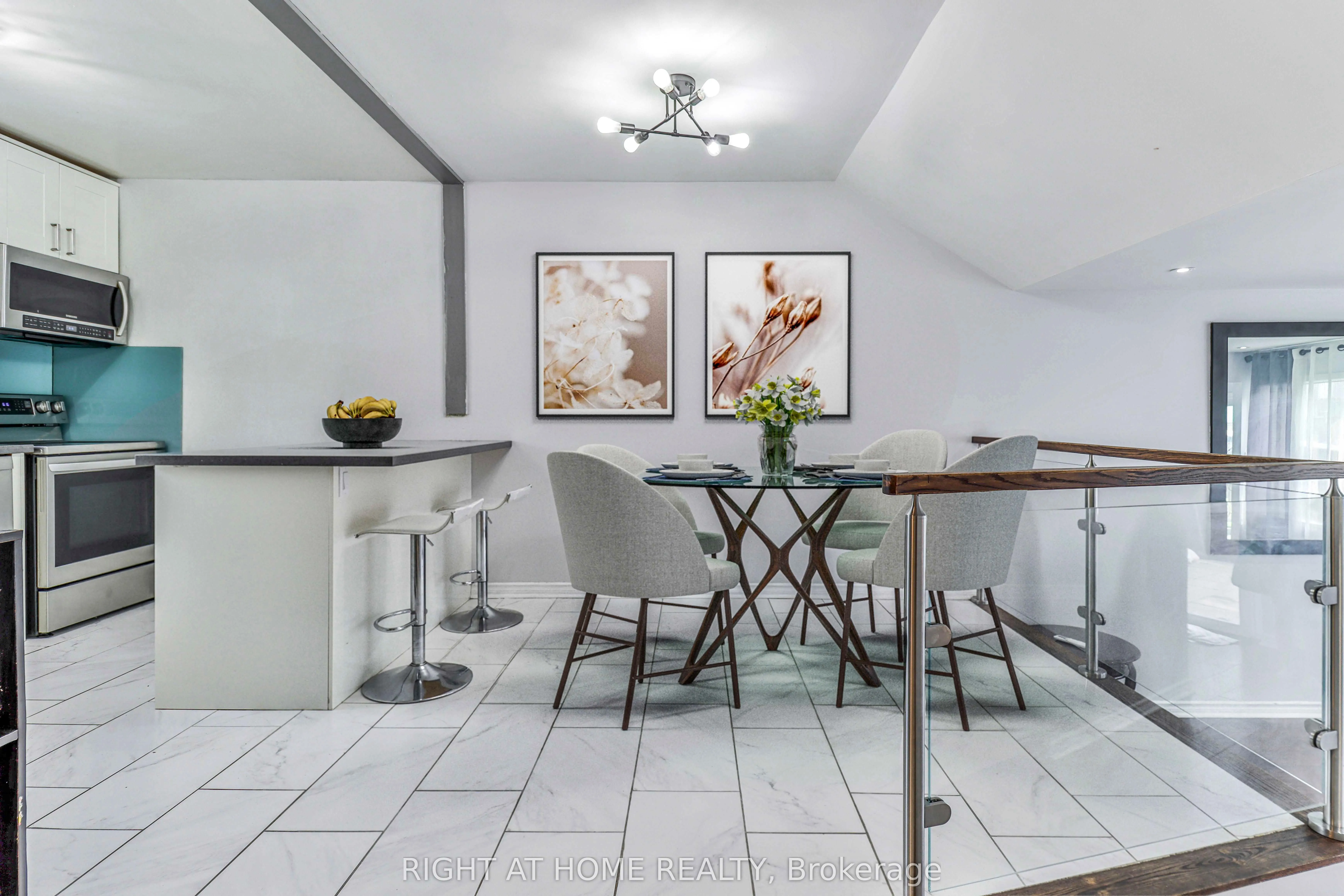 34 Venetian Crescent, #144