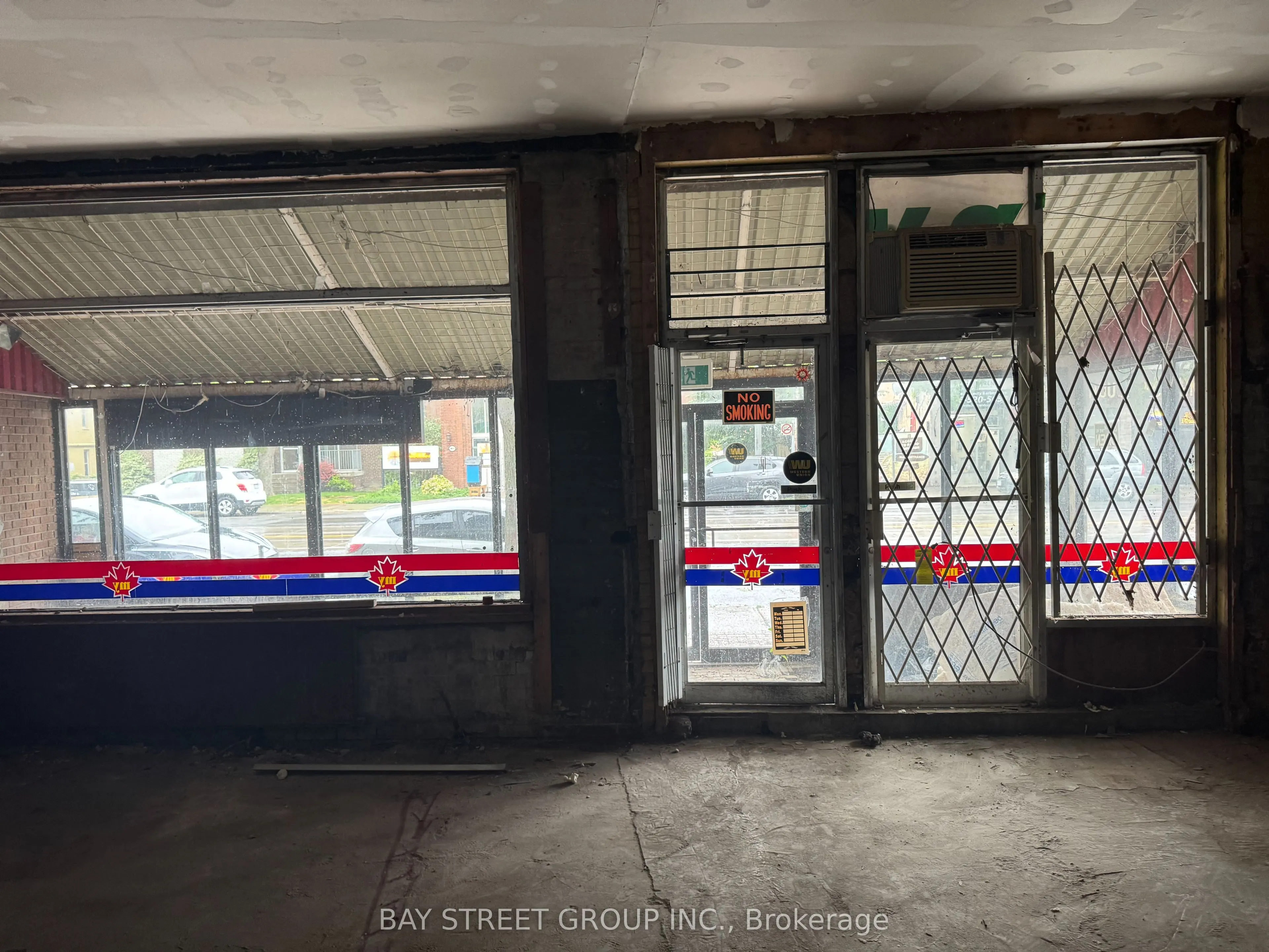 2386 Lake Shore Boulevard W