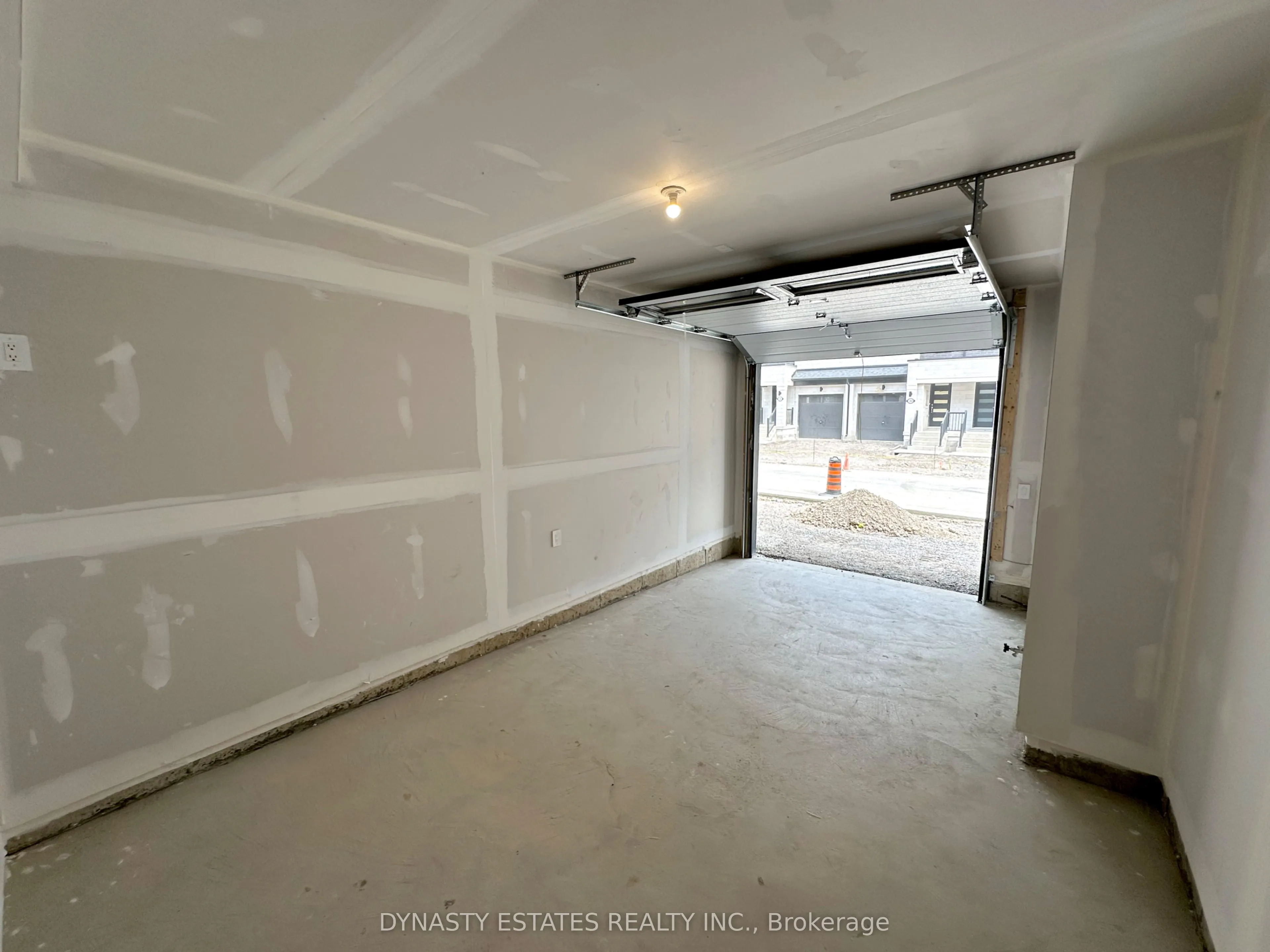 5945 Saigon Street, #N/A