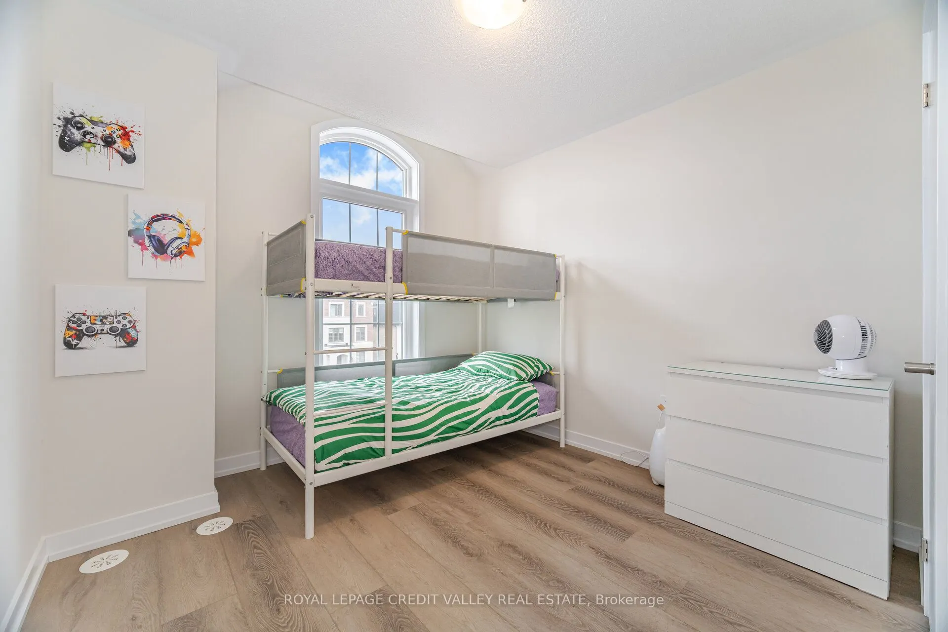 1360 William Halton Parkway