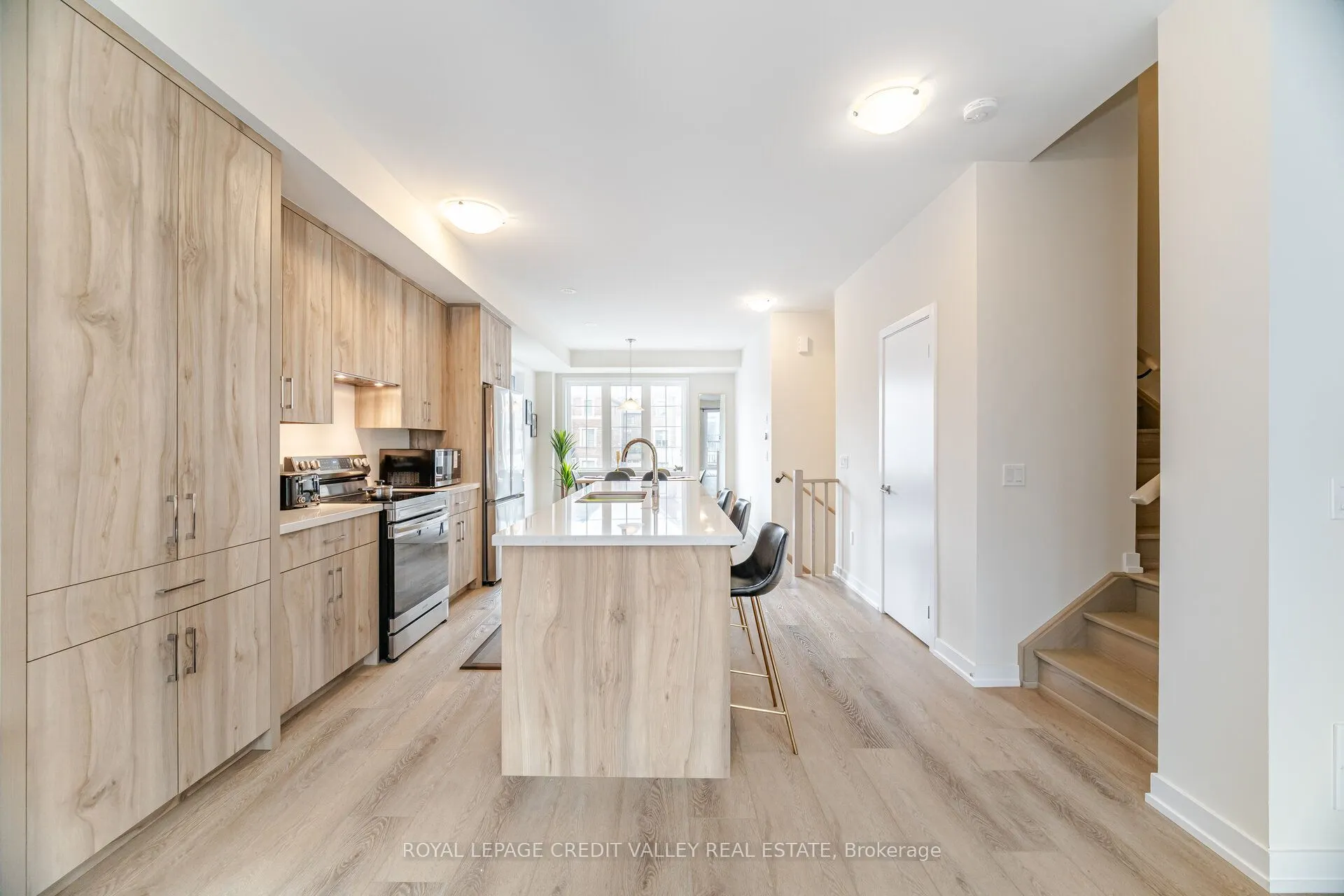 1360 William Halton Parkway
