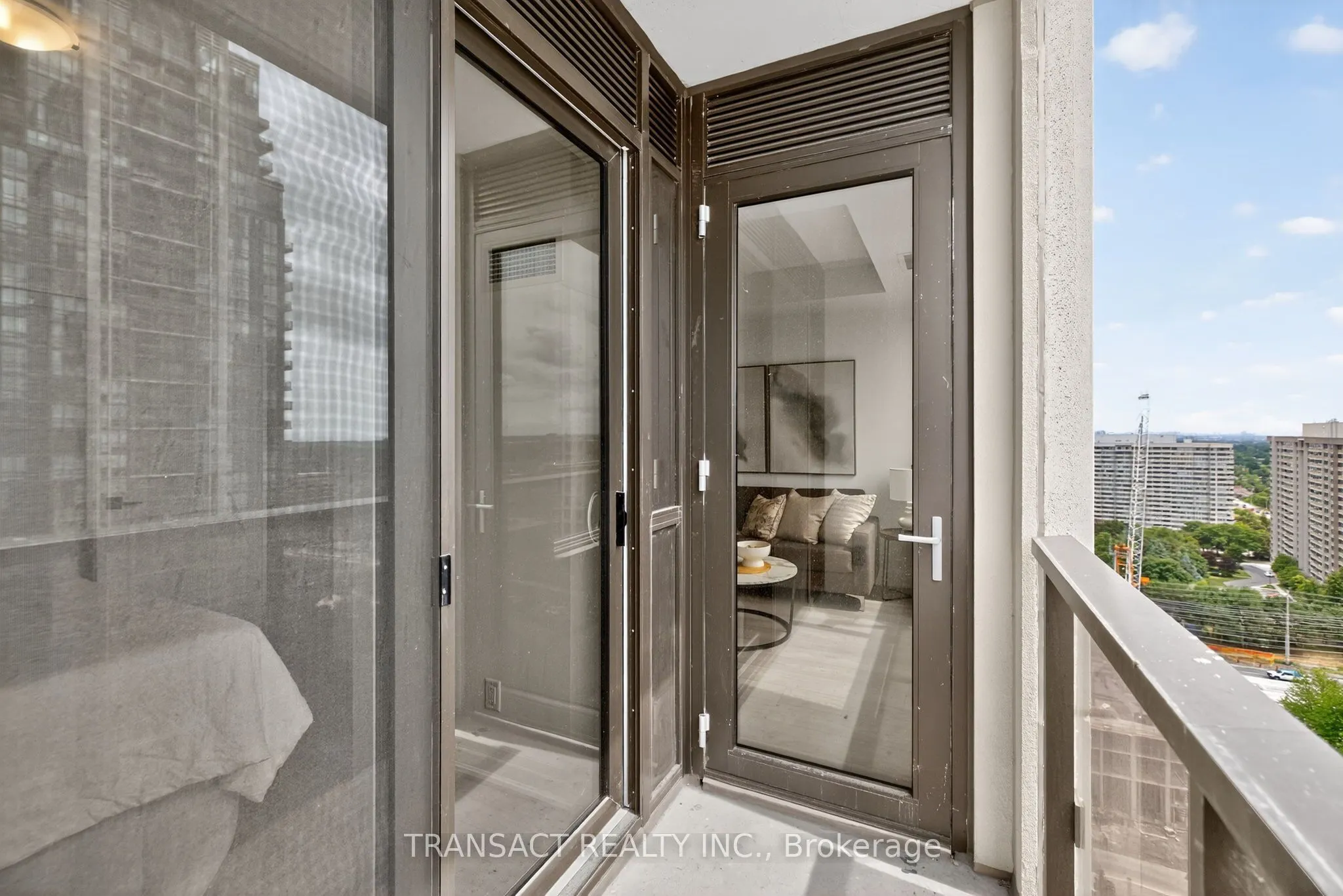 36 elm Drive W, #1706