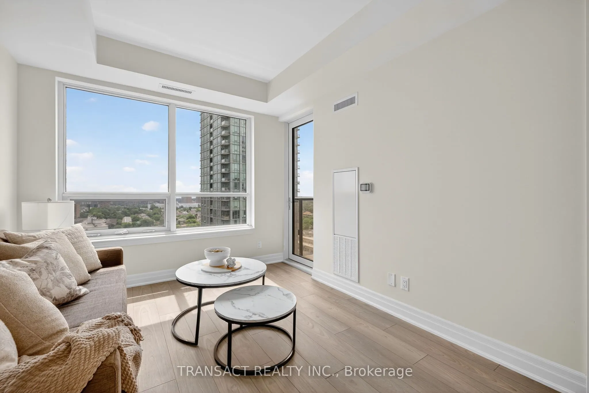 36 elm Drive W, #1706