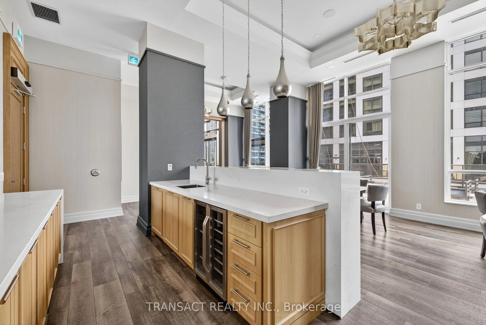 36 elm Drive W, #1706