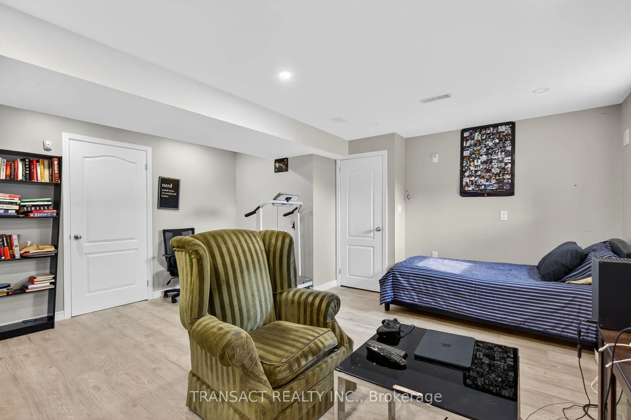 30 Learmont Avenue