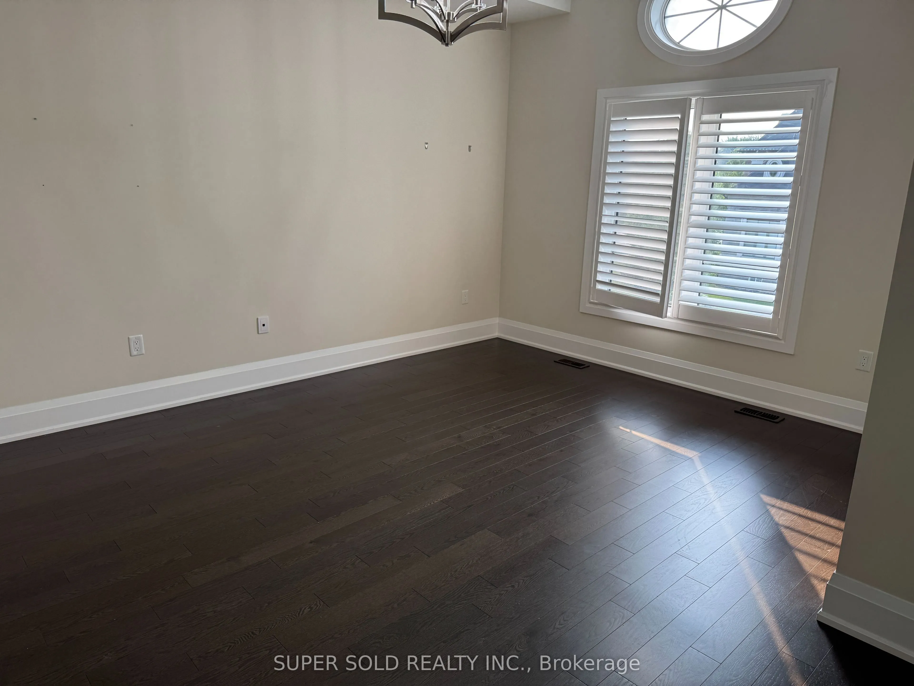 5173 Symphony Court