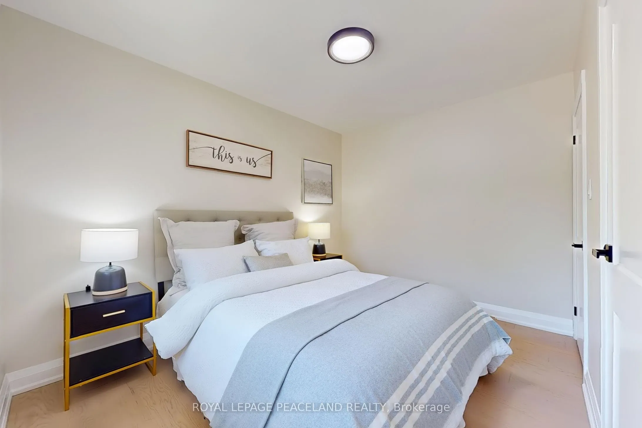 1223 Redbank Crescent