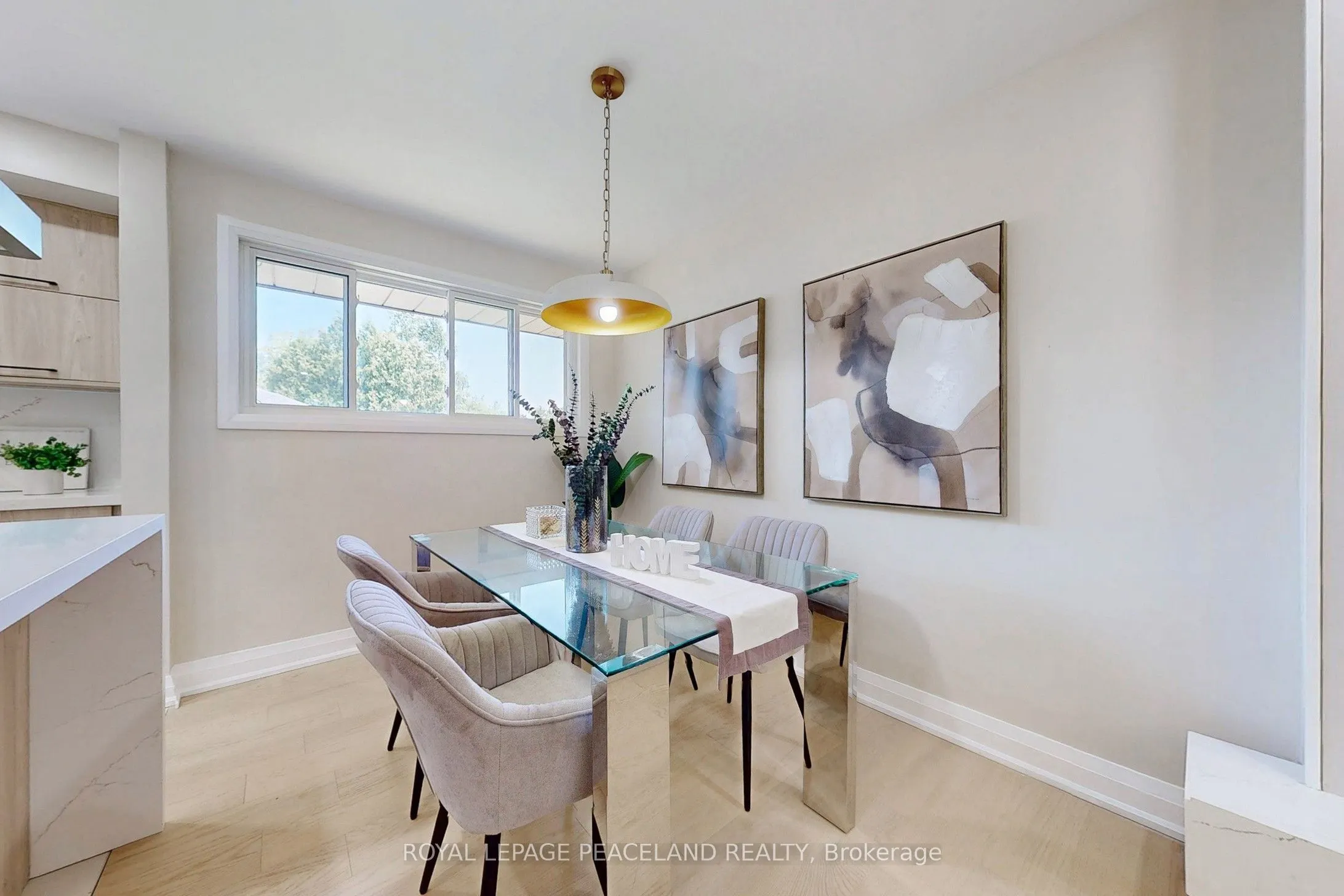 1223 Redbank Crescent