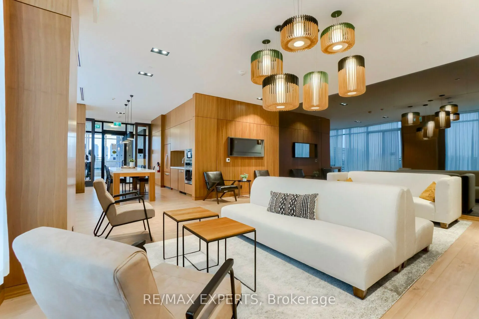 1 Neighbourhood Lane, #304