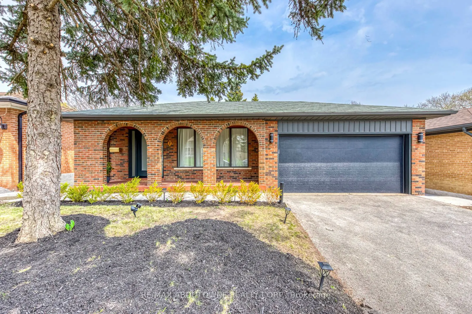 7 Ivybridge Drive