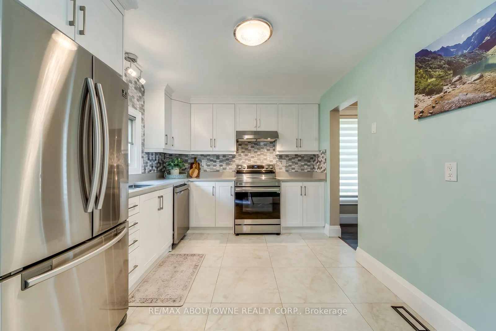 2362 Sinclair Circle