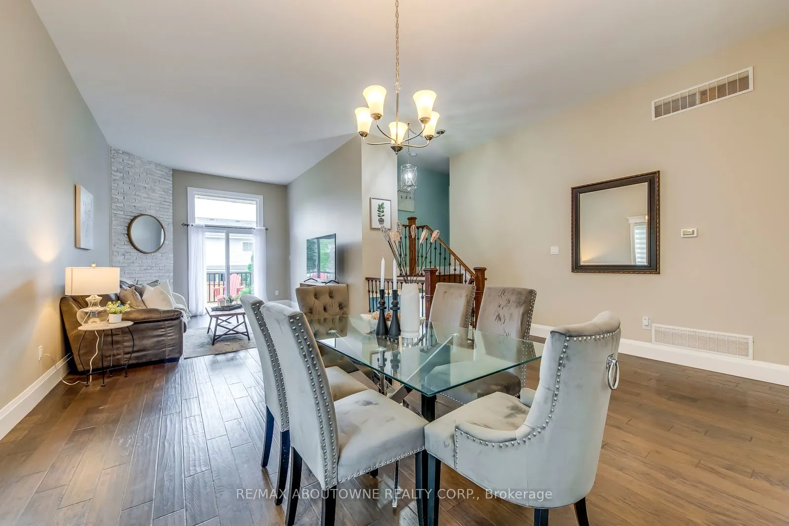 2362 Sinclair Circle