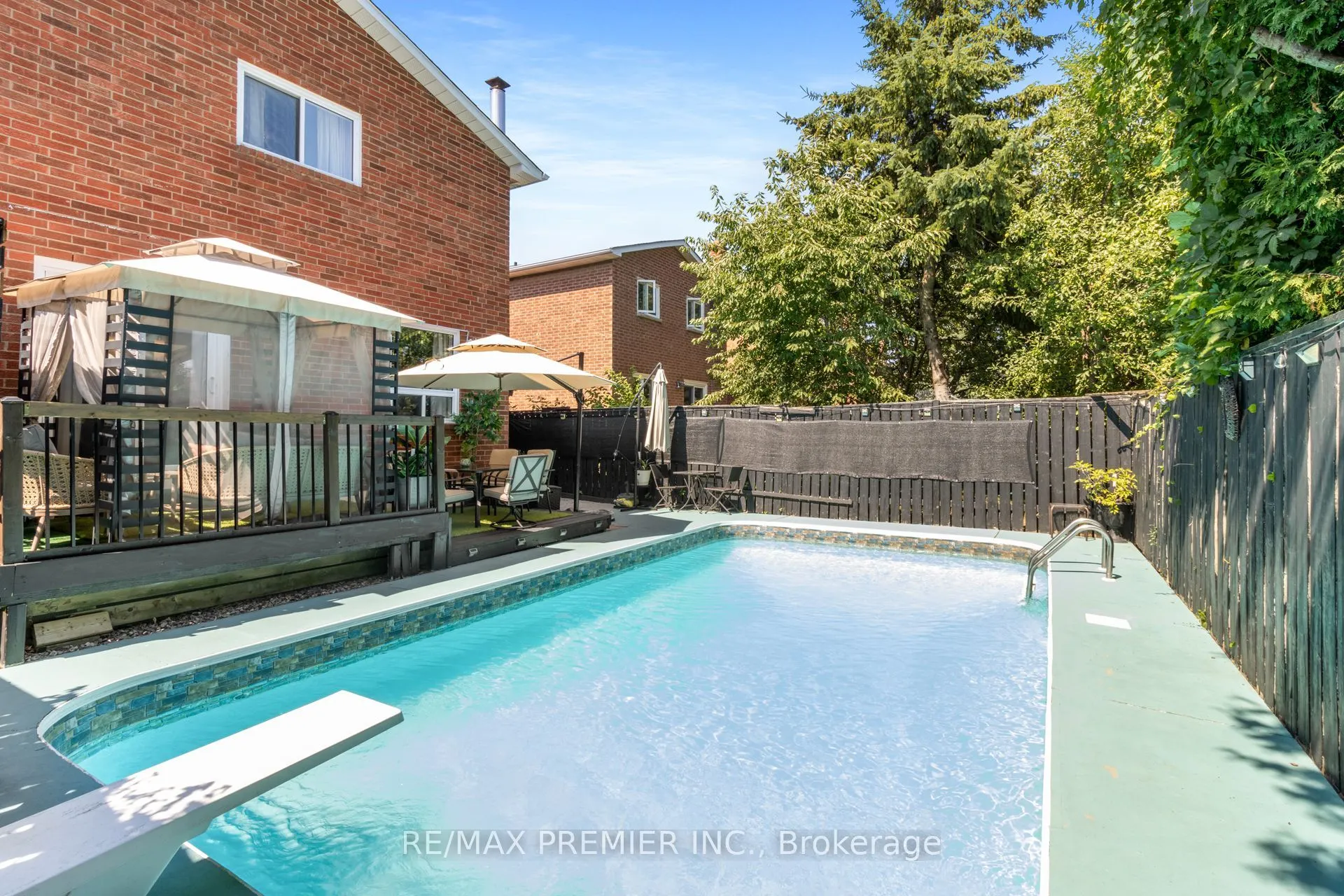26 Ecclestone Drive