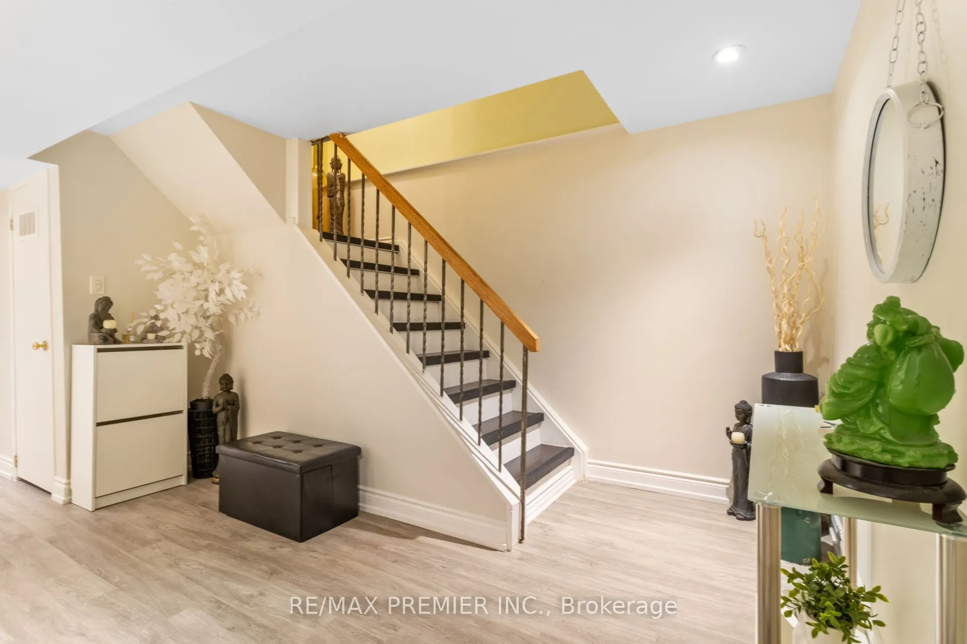 26 Ecclestone Drive
