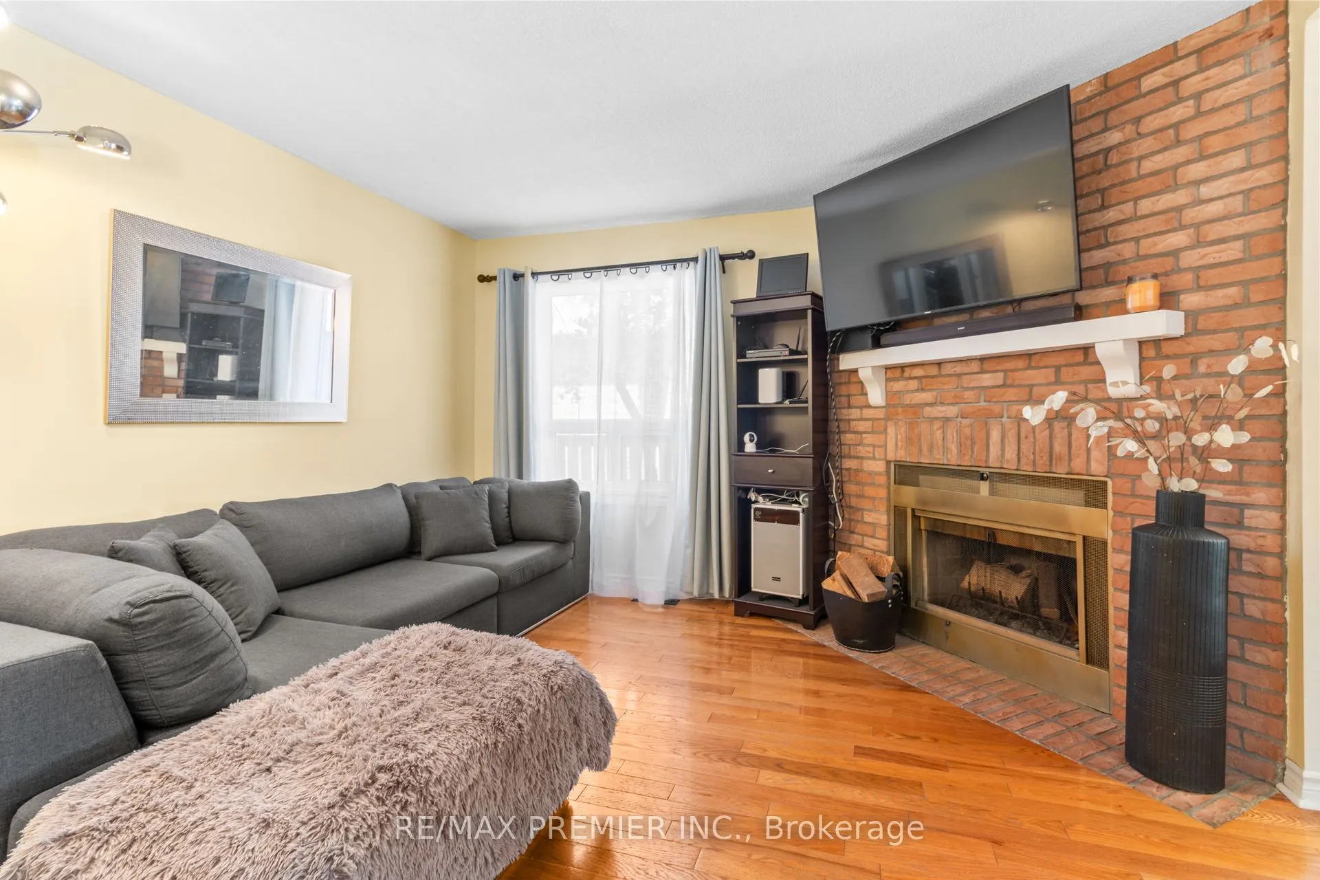 26 Ecclestone Drive