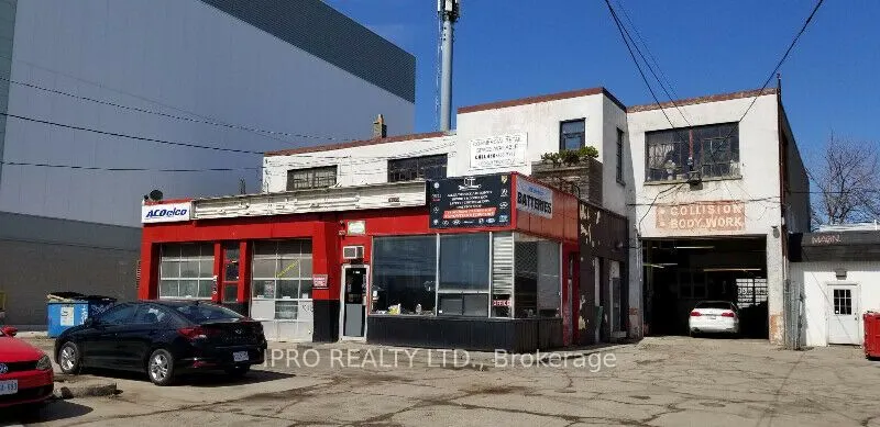 1110 Dupont Street W, #Unit R