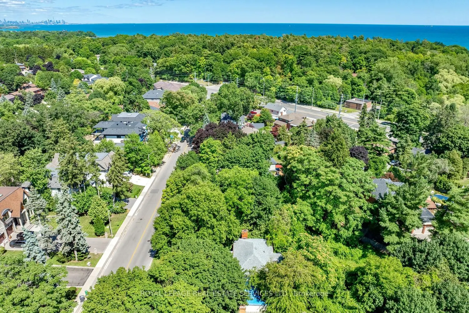 1050 Lorne Park Road
