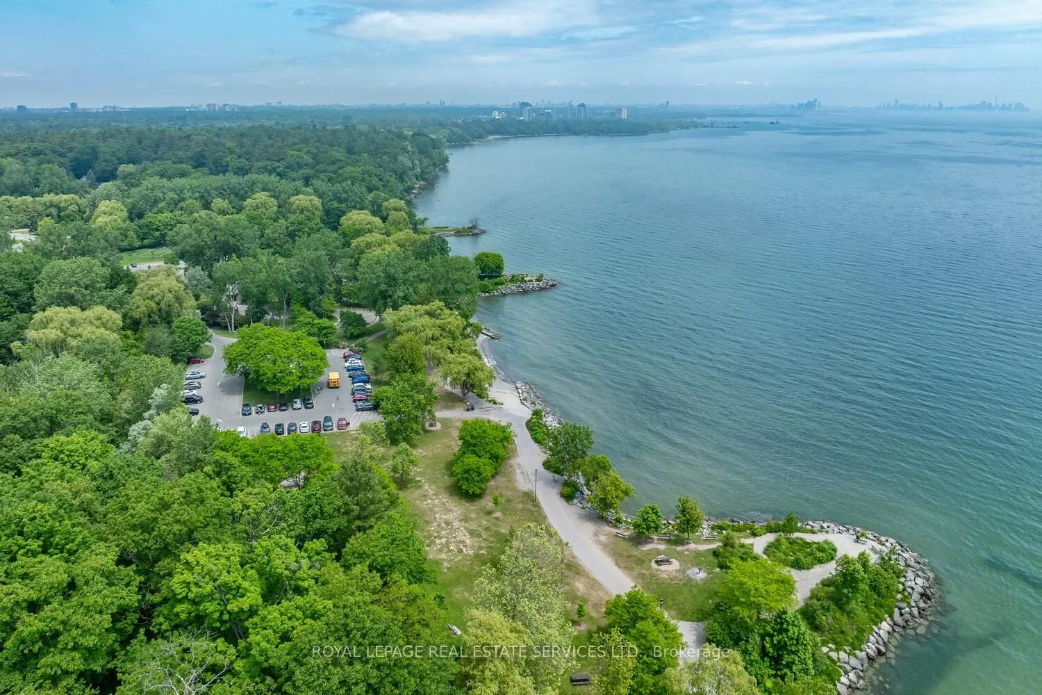 1050 Lorne Park Road