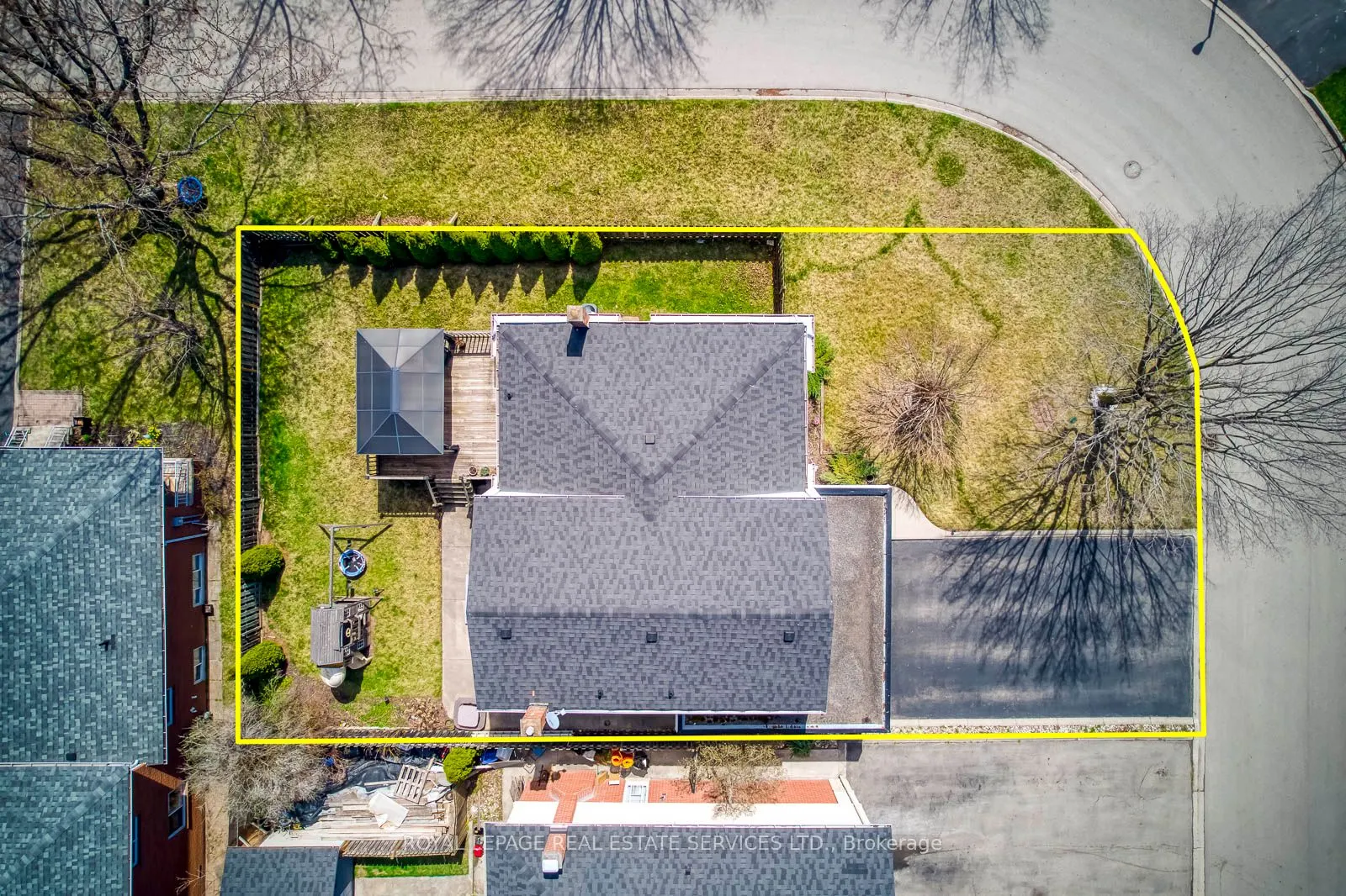317 Ulric Crescent