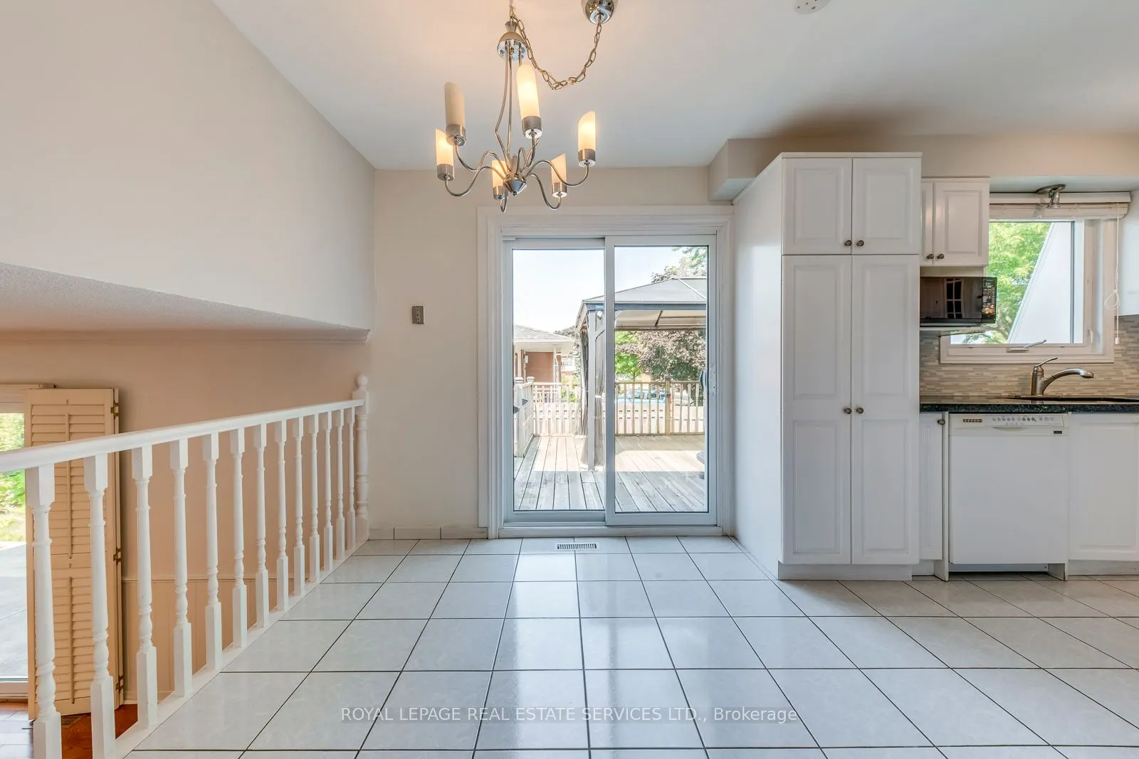 317 Ulric Crescent
