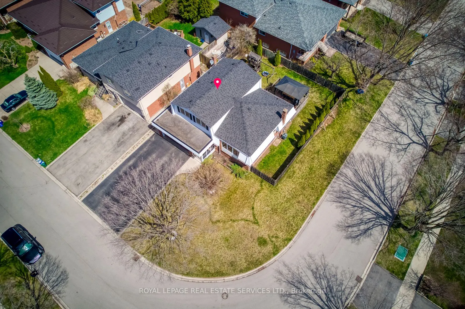 317 Ulric Crescent