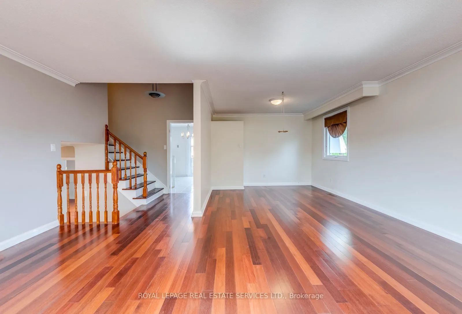 317 Ulric Crescent