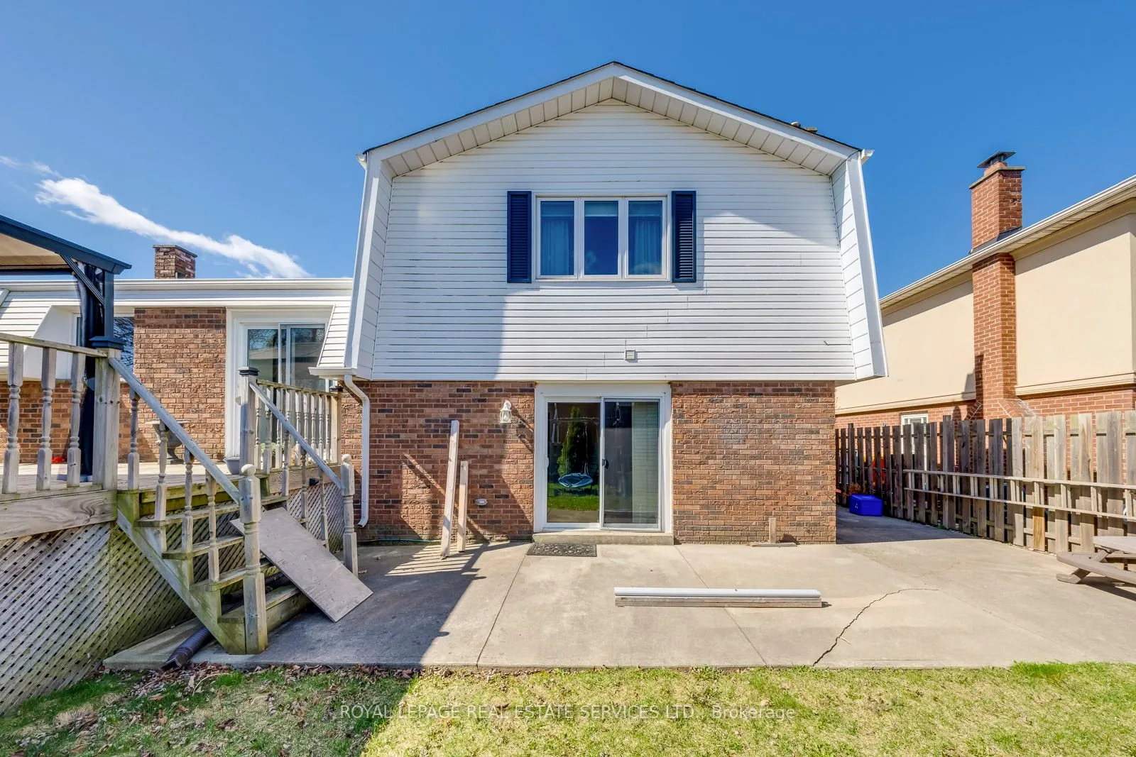 317 Ulric Crescent