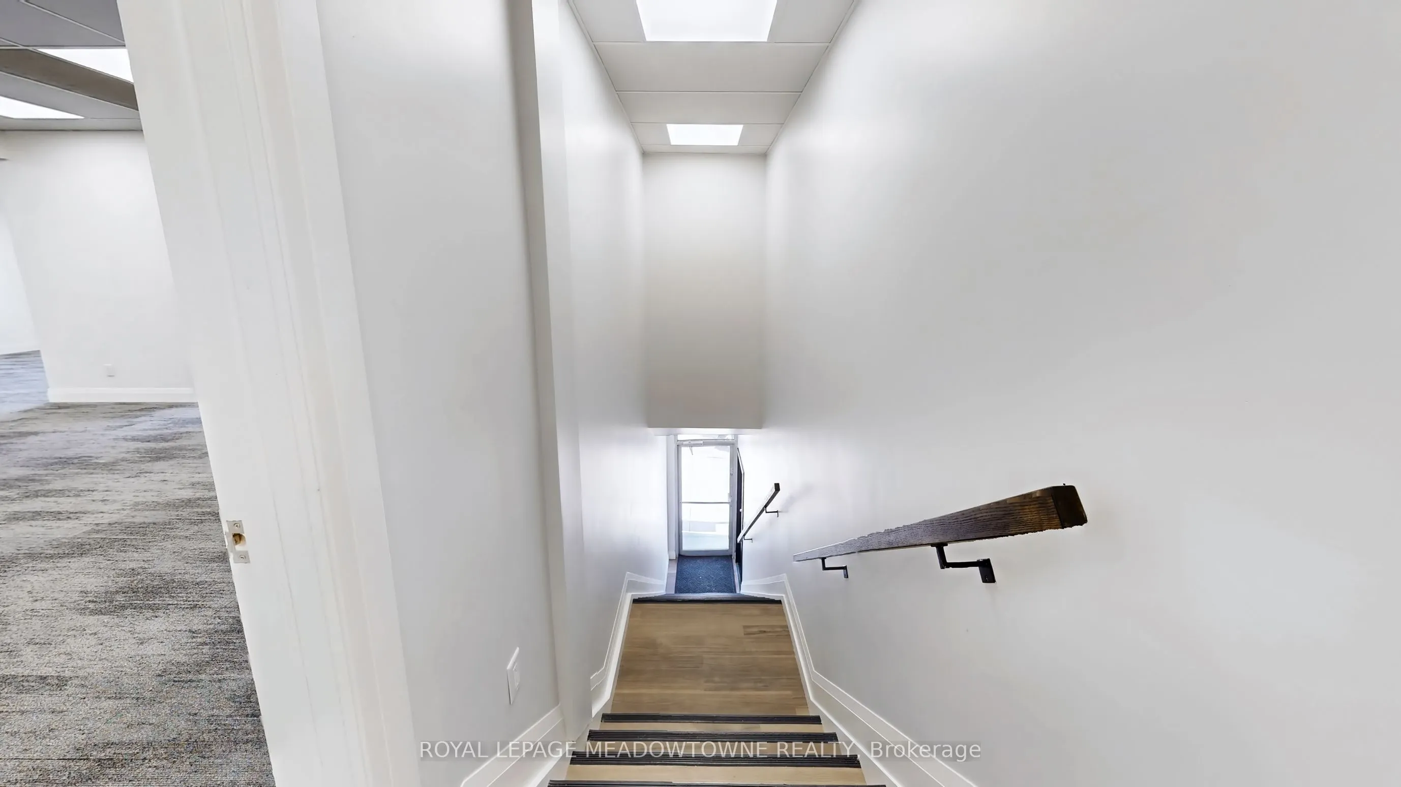 37 Main Street, #Suite H