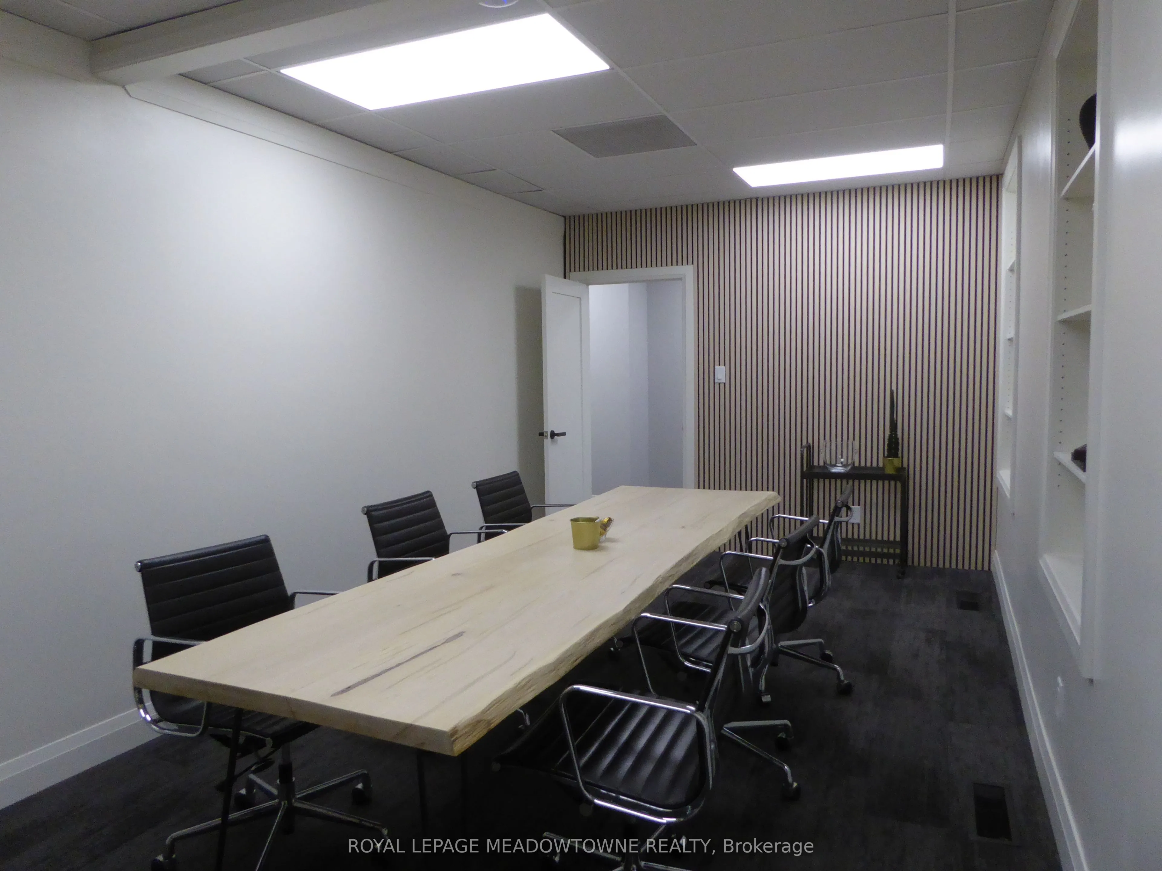 37 Main Street, #Suite H
