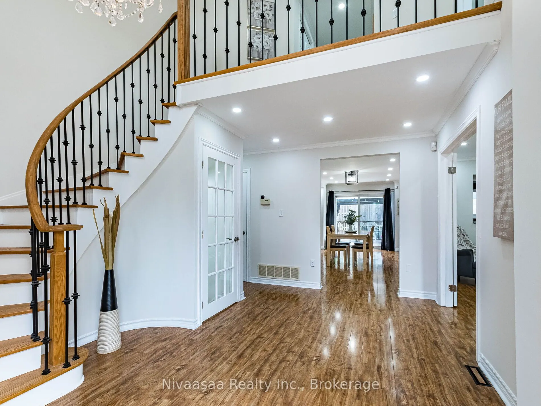 7209 Danton Promenade
