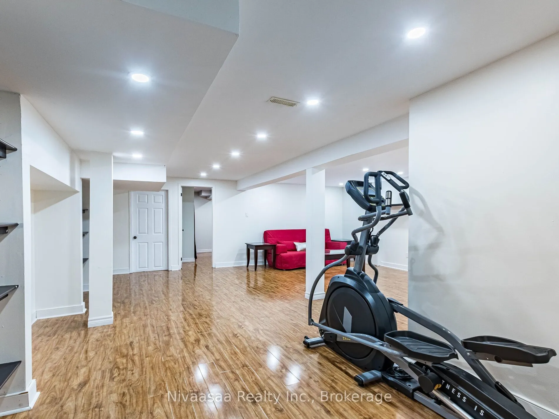 7209 Danton Promenade