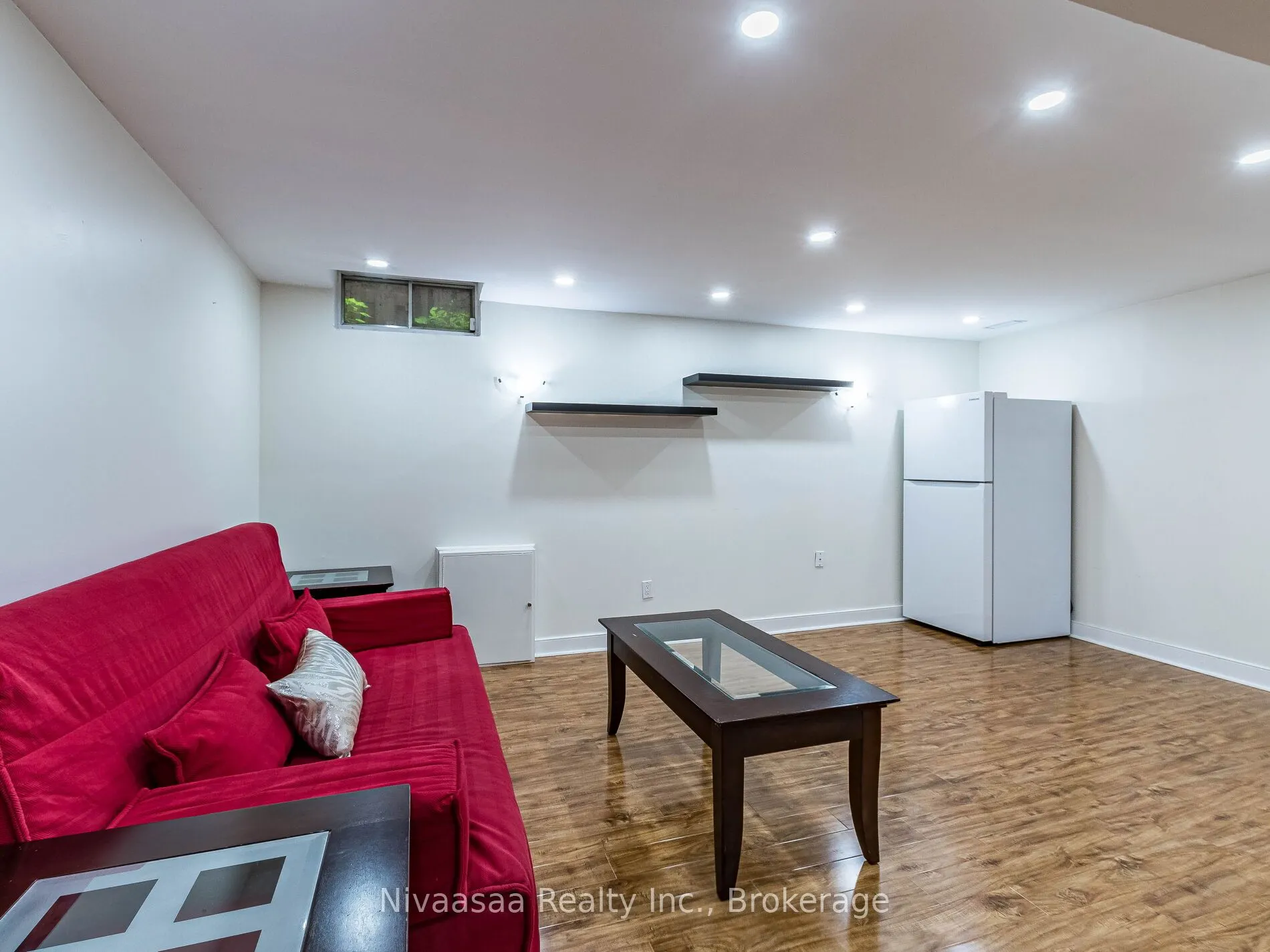 7209 Danton Promenade